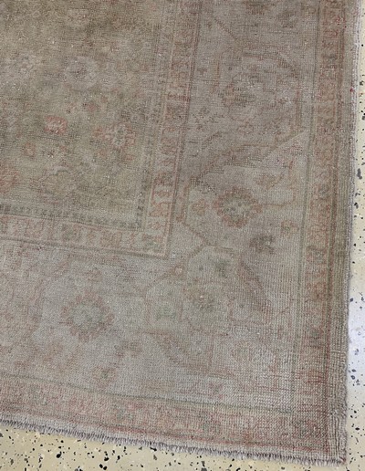 27112513a - Uschak antik, Türkei, 19.Jhd, Wolle auf Wolle, ca. 340 x 255 cm, EHZ: 3, (restauriert) ...