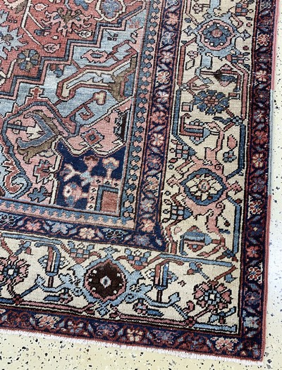 27112515a - Heriz antik, Persien, um 1900, Wolle auf Baumwolle, ca. 293 x 198 cm, EHZ: 3 ...