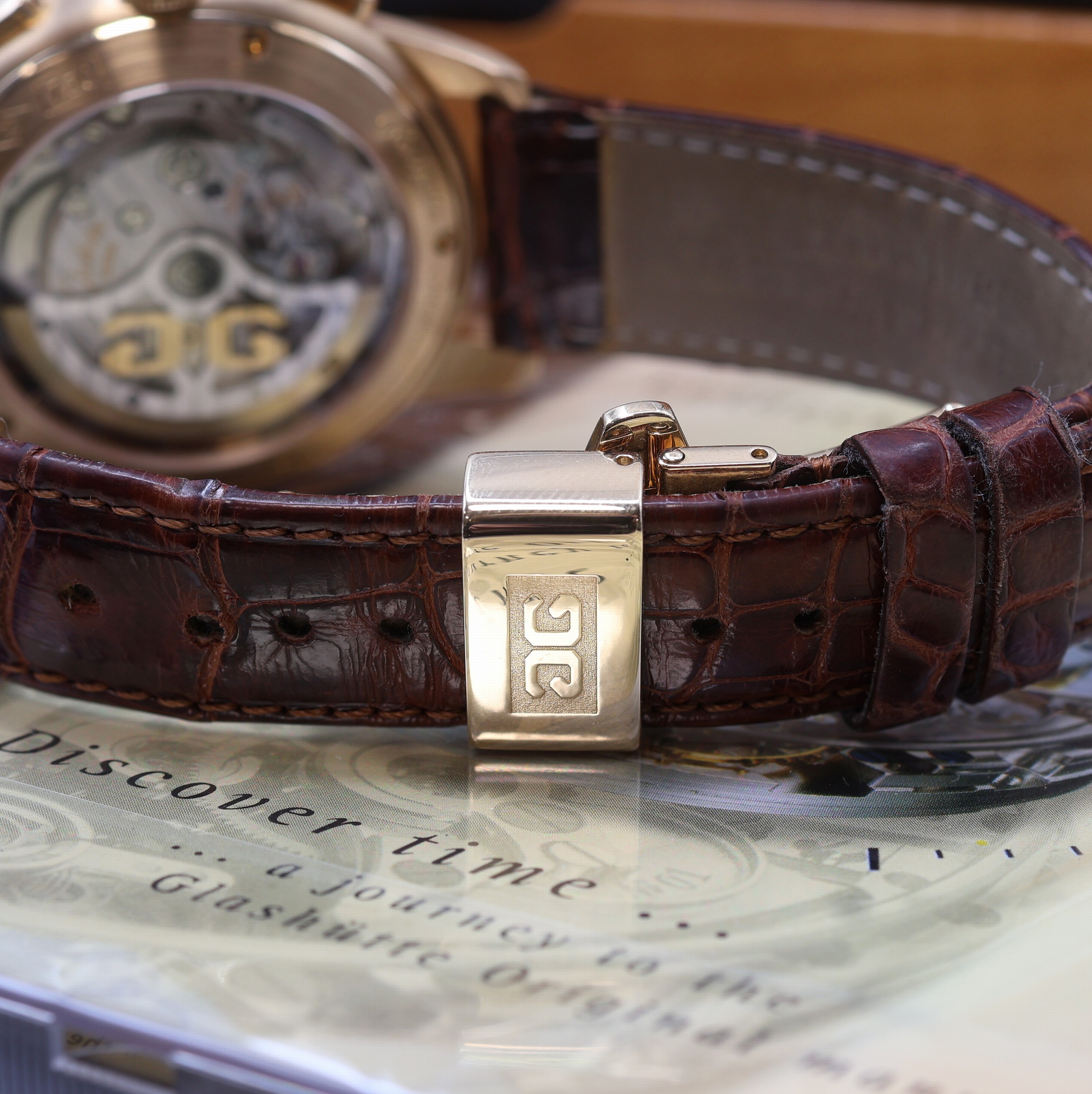 Detail c: GLASHÜTTE ORIGINAL Senator Armbandchronograph in RoseG 750/000 Referenz 39-31-12-12-04, Deutschland verk. lt. beil. Pap. 01/2006, Automatik, beids. ...