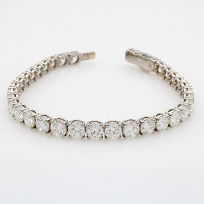 27113397c - Rivierarmband mit Brillanten, WG 750/000, insges. 35 Brill. in Krappenfassungen, 2 ...