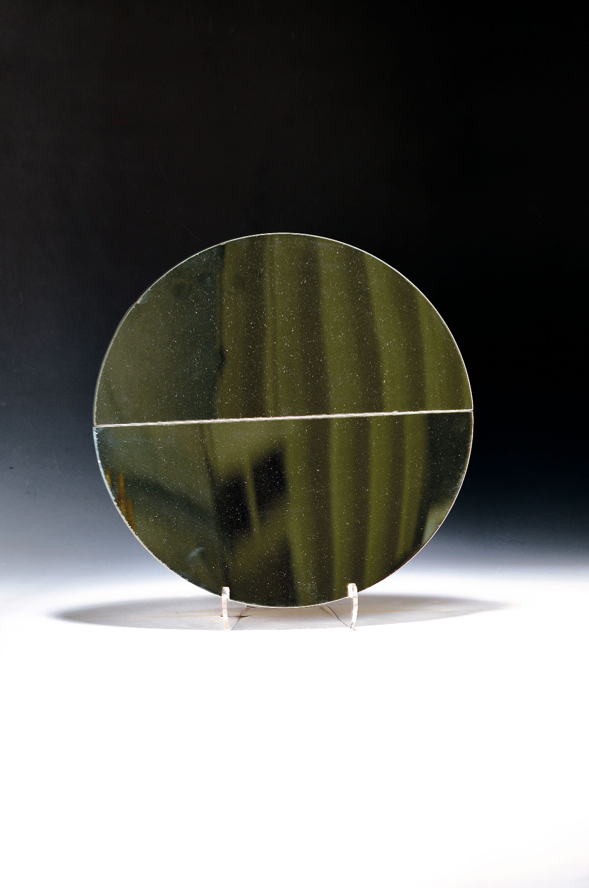 Image 27114774 - Victor Bonato, 1934 Köln-2019, ´Axial geteilte Scheibe´, 1974, Spiegelobjekt, ...