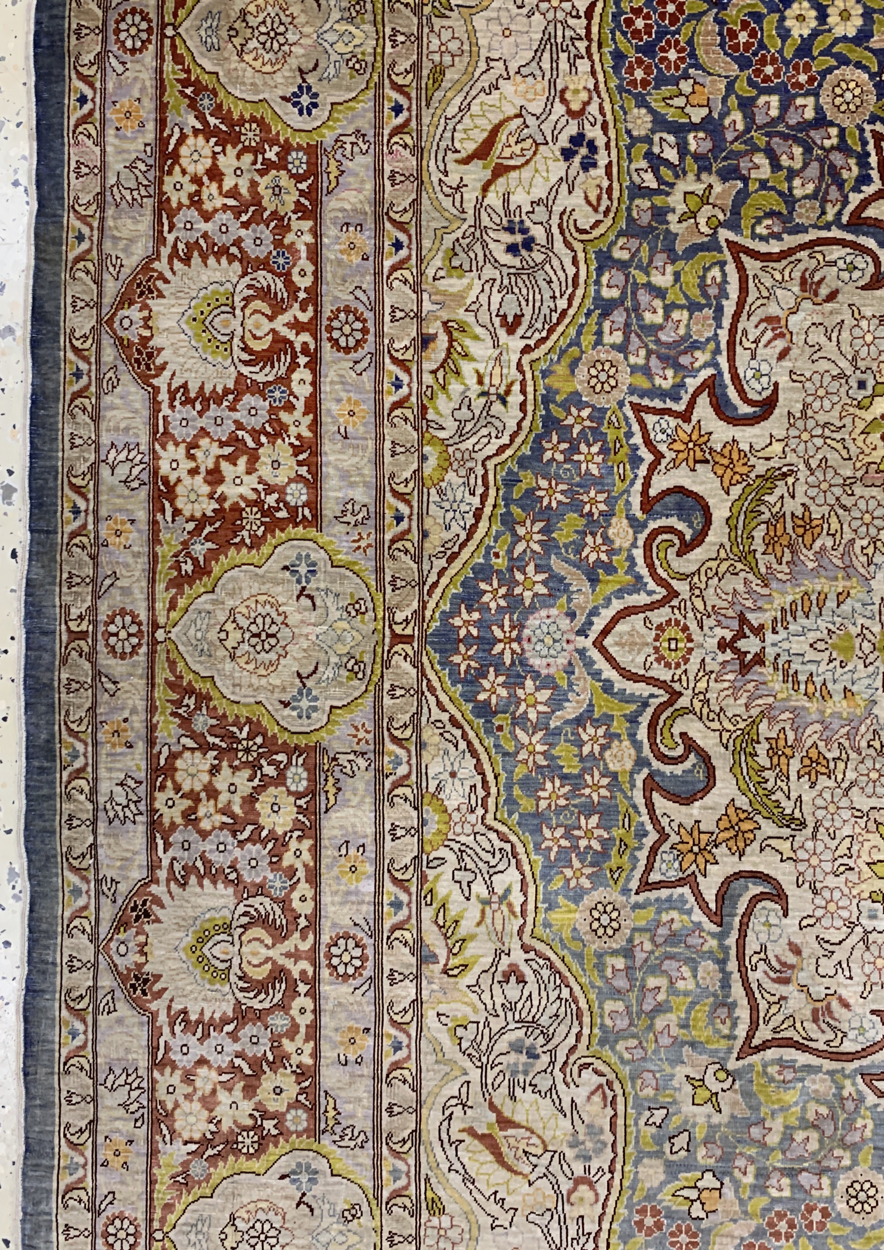 Detail c: Hereke Seide fein sign., Türkei, Mitte 20.Jhd., reine Naturseide, ca. 205 x 128 cm, ca. 1,0 Mio. Kn/qm, EHZ: 2