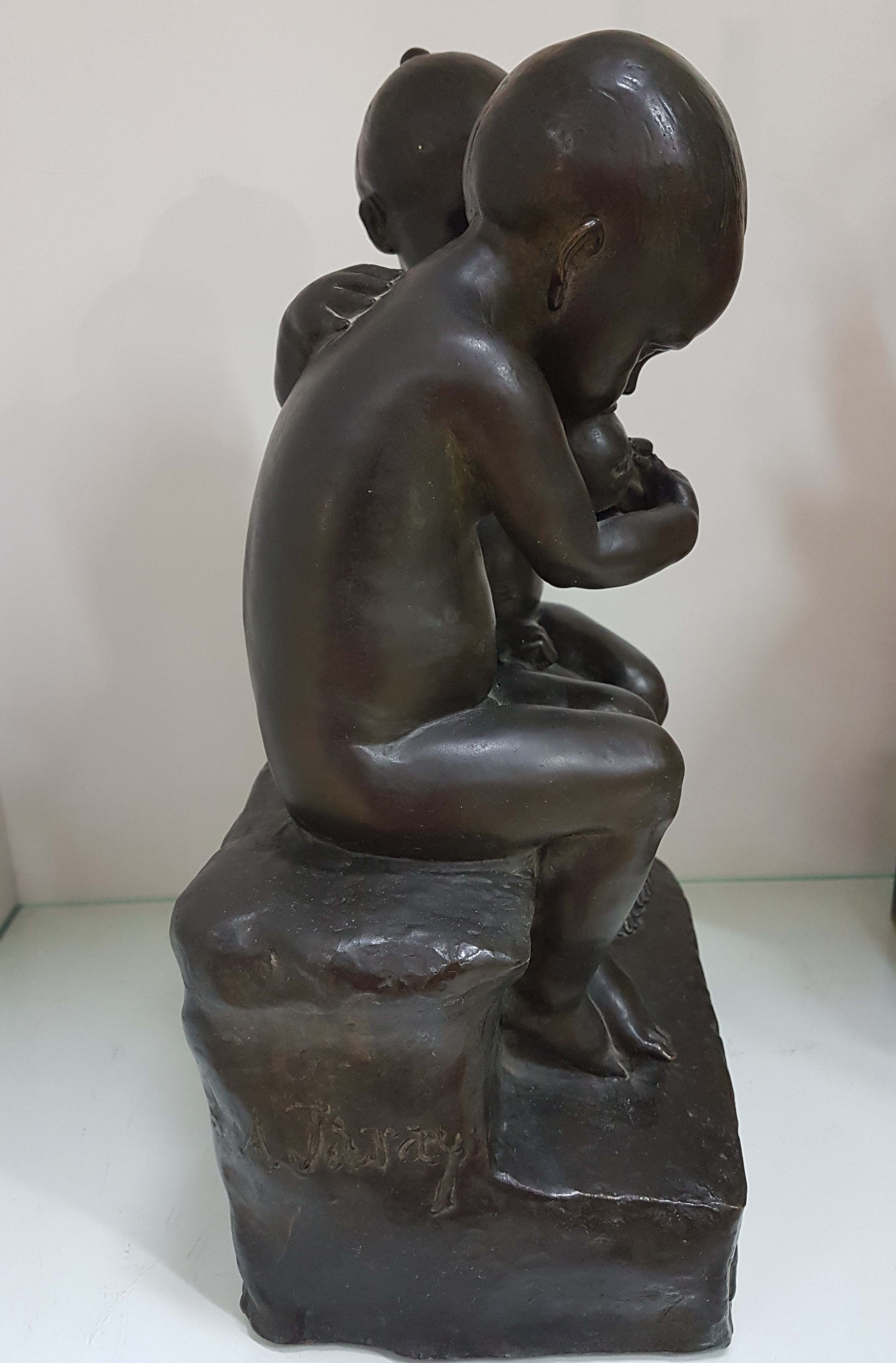 Detail e: Nach Sandor Jaray (1845-1916), Bronzeskulptur, "Adam und Eva", Entwurf für Friedrich Goldscheider, Wien, Gießerstempel Guss von H. Noack ...