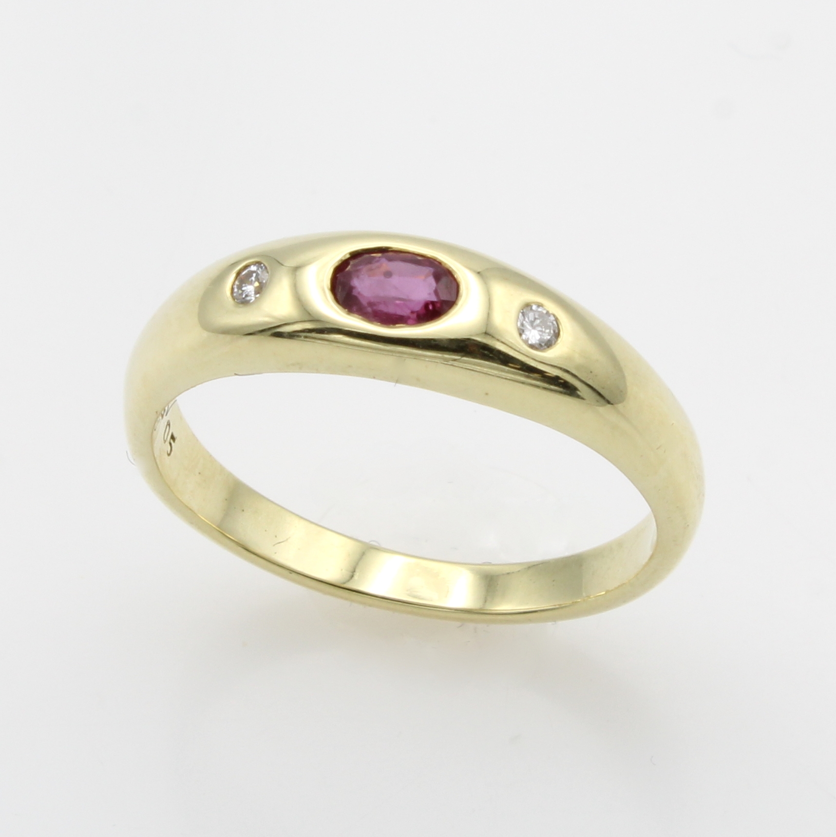 Image 27114878 - Bandring mit Rubin und Brillanten, GG 585/ 000, ovaler Rubin ca. 0.40 ct, 2 Brill. zus. ...