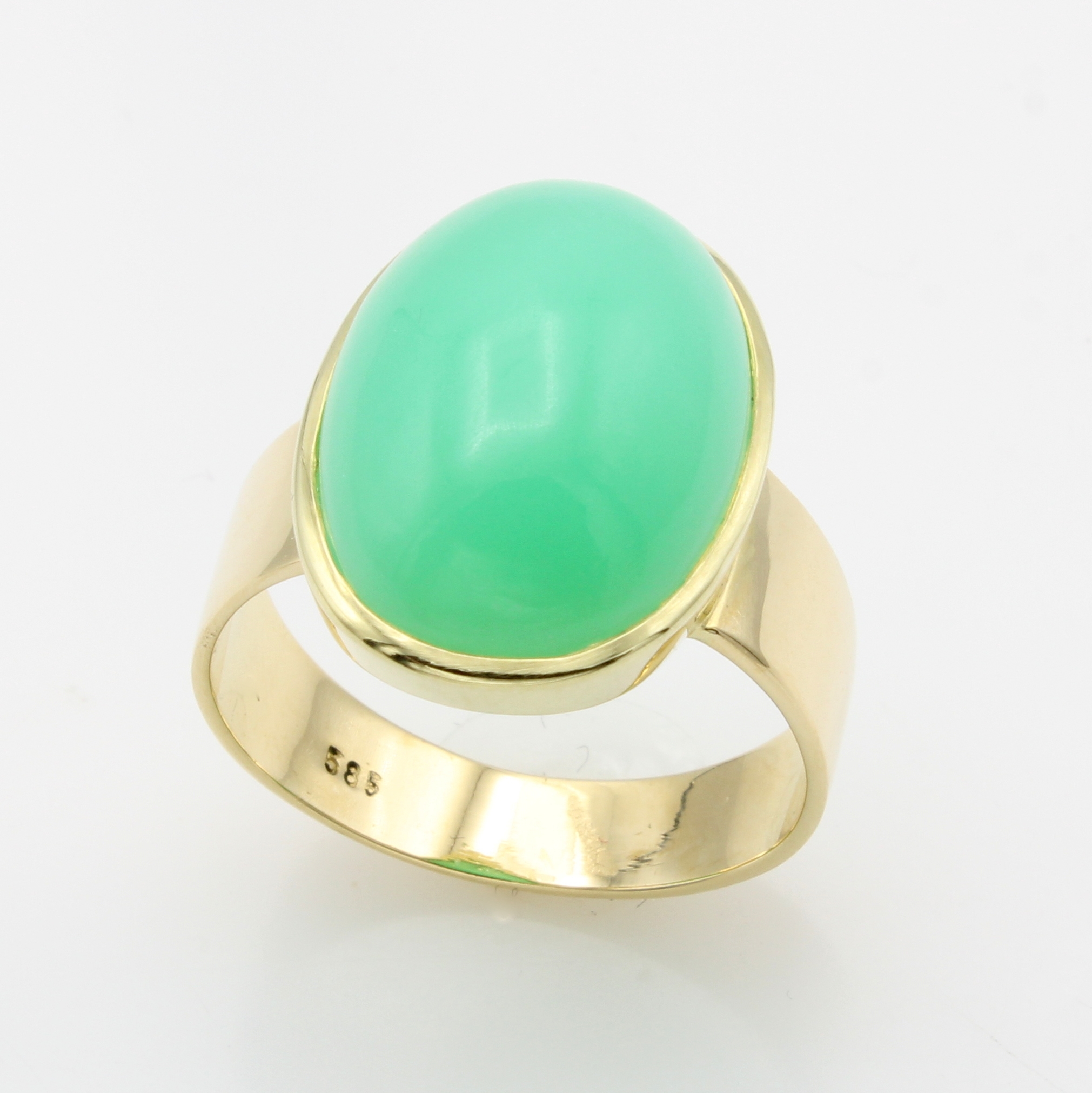 Image 27115080 - Ring mit Chrysopras, GG 585/000, ovaler Chrysopras ca. 11.5 ct, RW ca. 58 Schätzpreis: ...