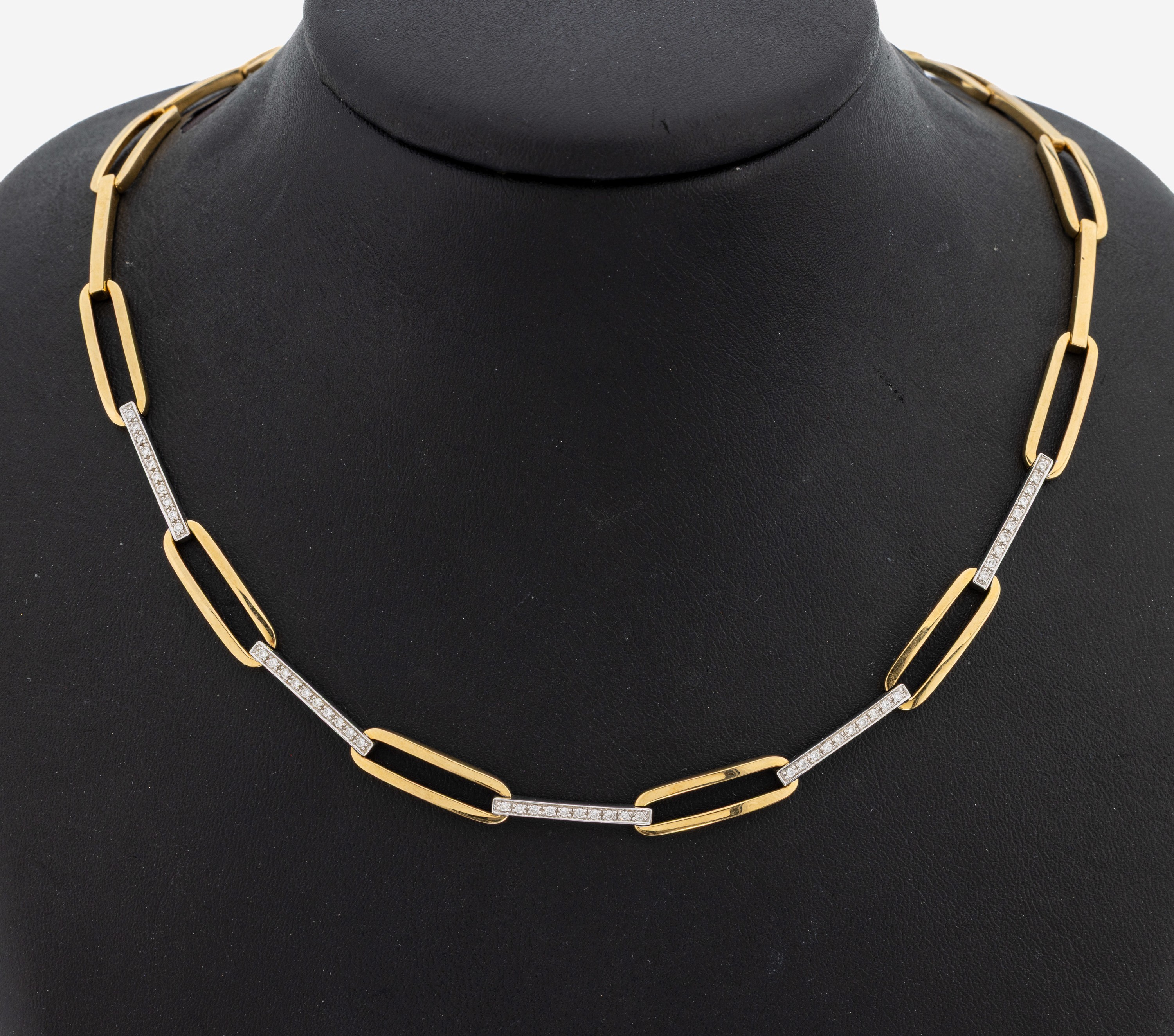 Image 27115147 - 18 kt Gold Diamant-Collier, GG/WG 750/000, ovale Glieder, WG-Stege mit 50 8/8-Diamanten ...