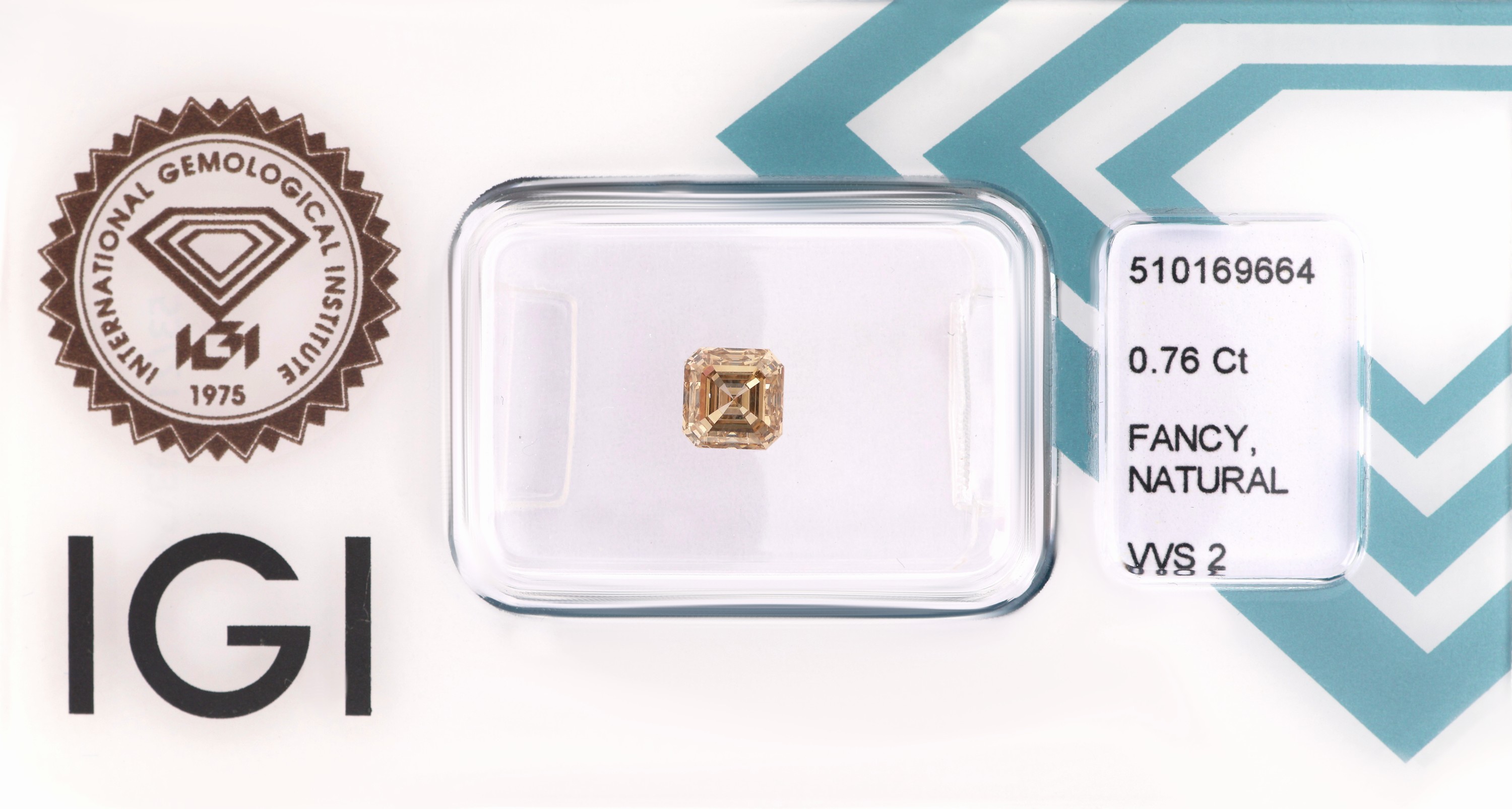Loser Diamant 0.76 ct Natural Fancy Yellowish Brown/vvs2, viereckiger Emerald Schliff, Politur und Symmetrie sehr gut, IGI Expertise anbei