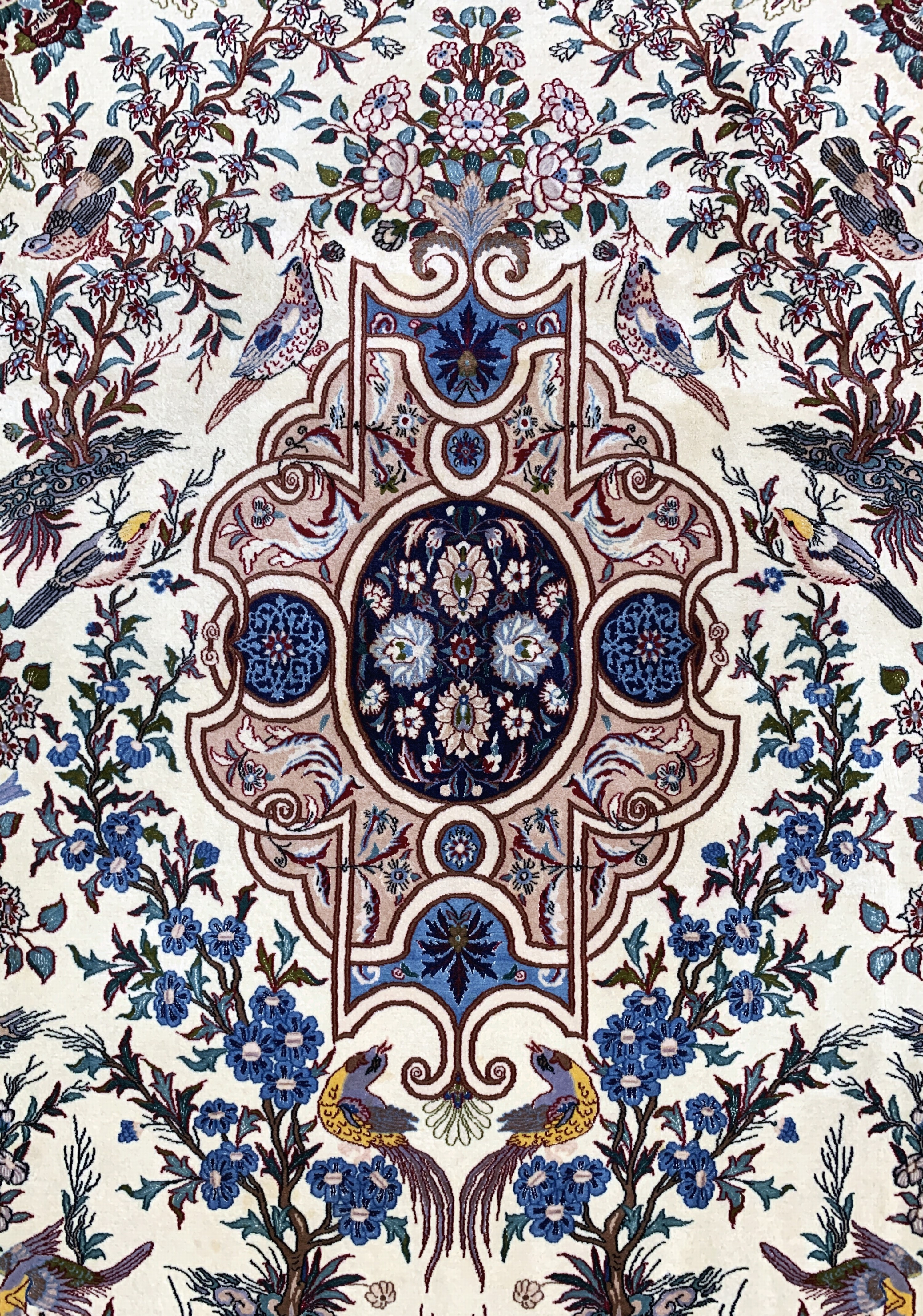 Detail d: Nain fein(6 La), Persien, Mitte 20.Jhd, Korkwolle mit Seide, ca. 359 x 259 cm, ca. 1,0Mio. Kn/qm, EHZ: 2