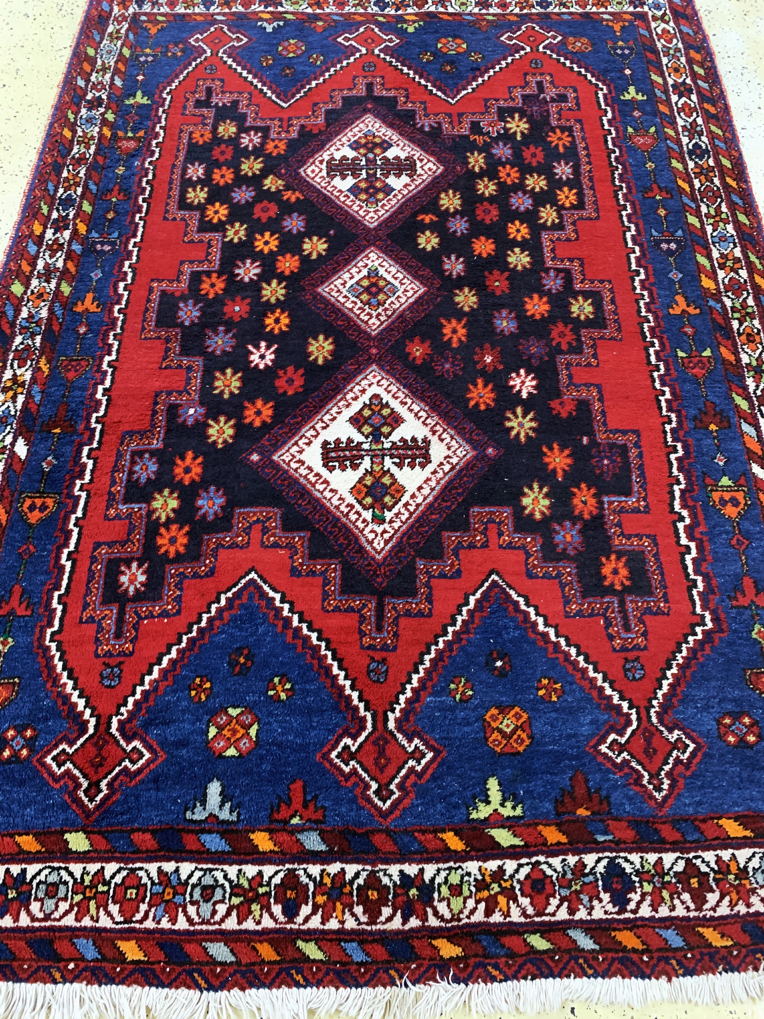 Detail e: Sirjan, Persien, Mitte 20.Jhd, Wolle auf Baumwolle, ca. 209 x 149 cm, EHZ: 2