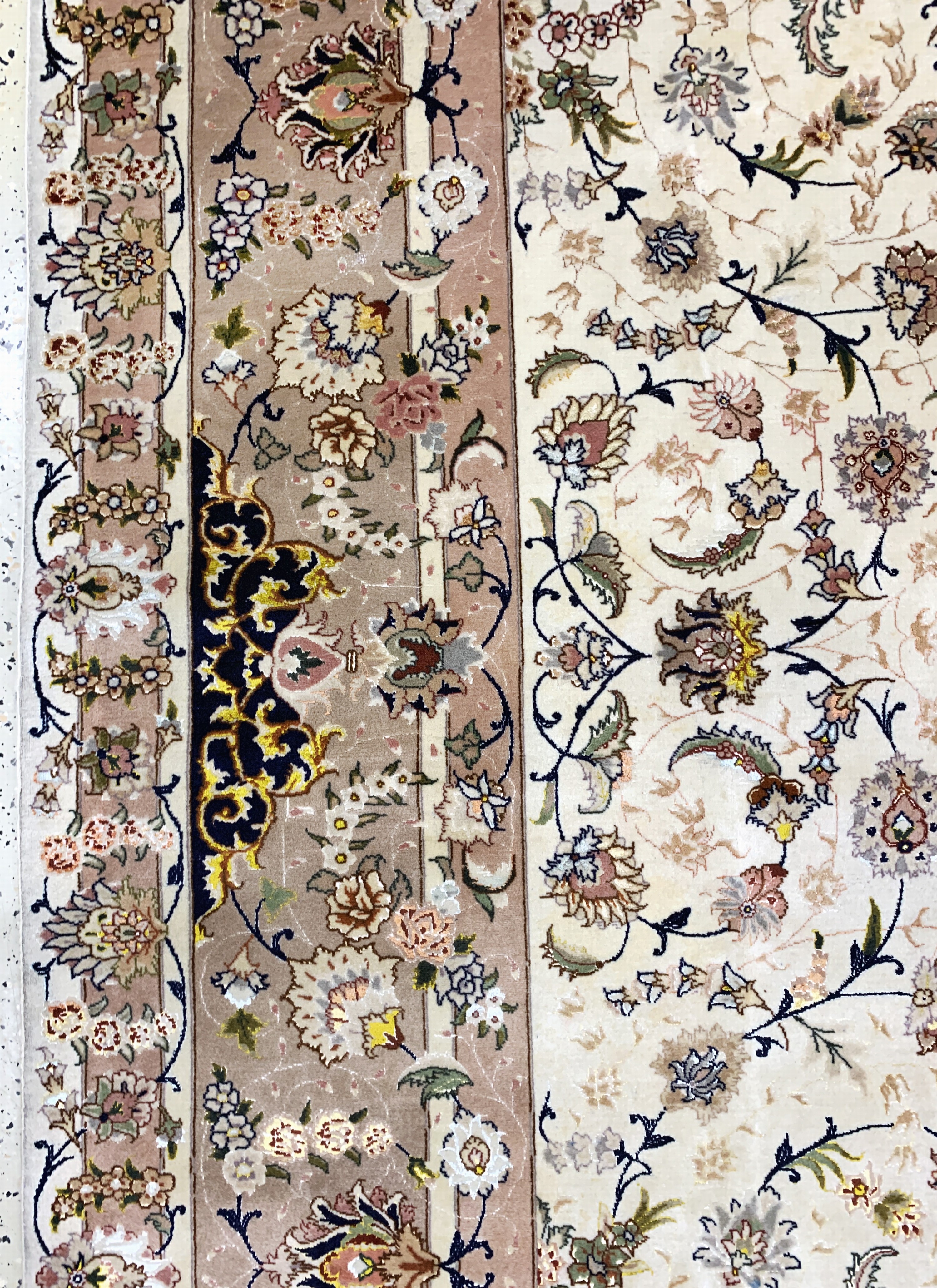 Detail d: Täbriz fein(50 Raj), Persien, Mitte 20.Jhd,Korkwolle mit Seide, ca. 360 x 250 cm, ca. 500.000 Kn/qm, EHZ: 2