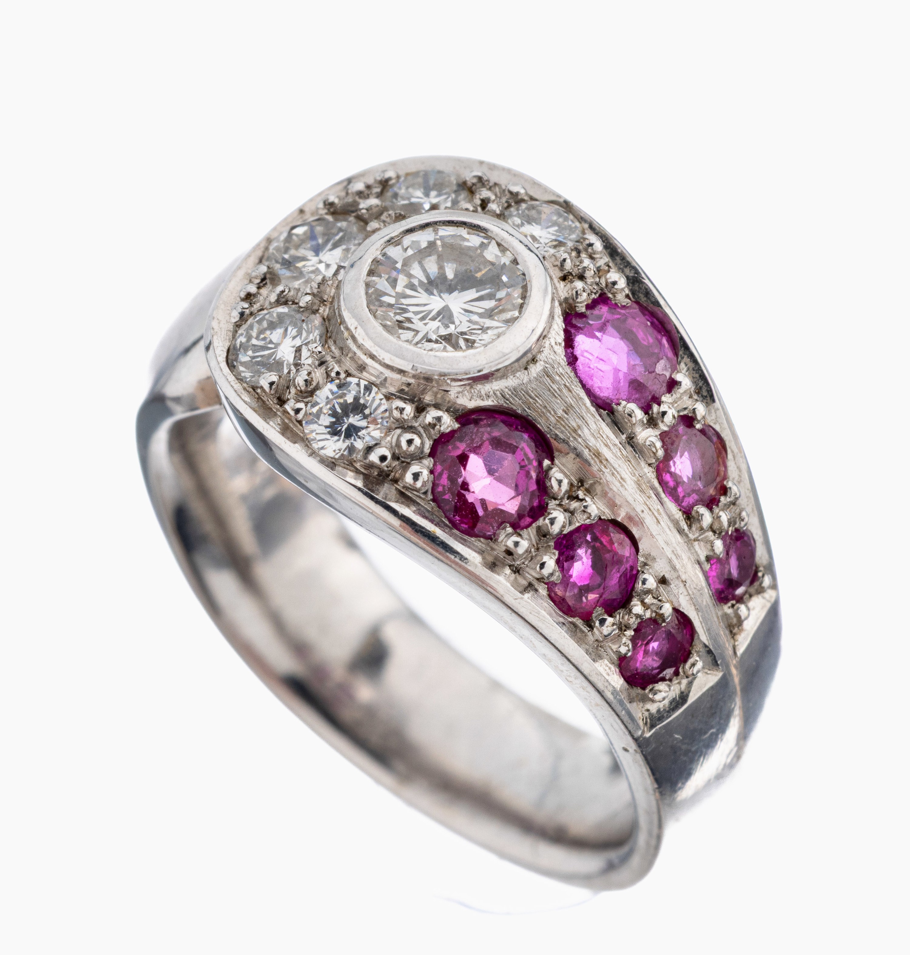 Image 27115266 - 18 kt Gold Brillant-Rubin-Ring, WG 750/000,qualitätvolle Verarbeitung, 6 Brillanten ...