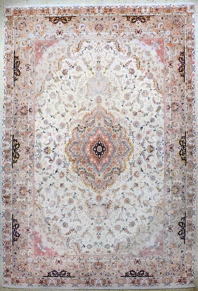 Image Täbriz fein(50 Raj), Persien, Mitte 20.Jhd,Korkwolle mit Seide, ca. 360 x 250 cm, ca. ...