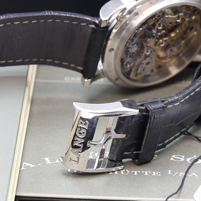 27115451b - A. LANGE & SÖHNE Schaltradchronograph Datograph Flyback in Platin Referenz 403.035, ...