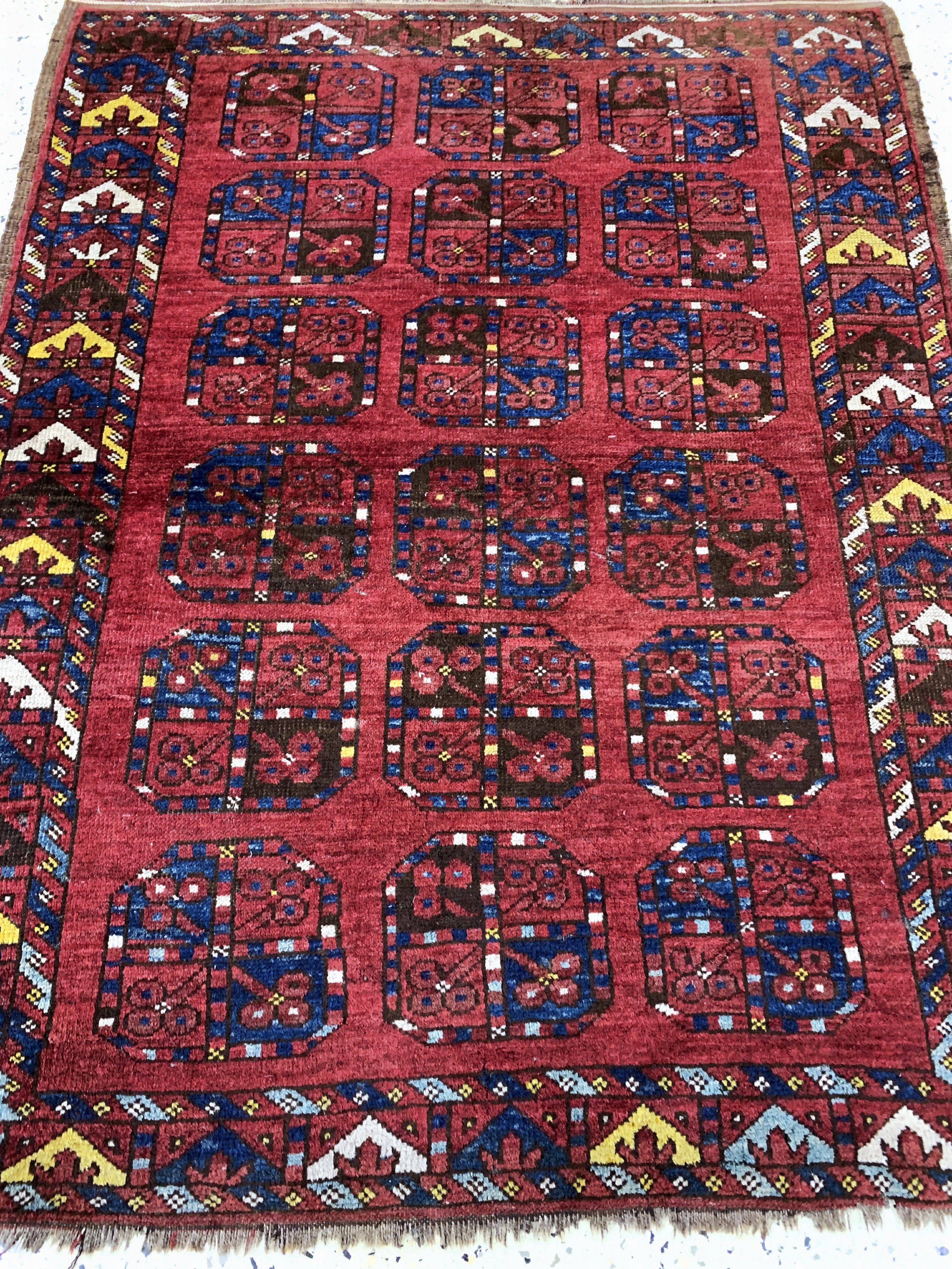 Detail d: Ersari"Herdteppich"antik, Turkmenistan, 19.Jhd, Wolle auf Wolle, ca. 127 x 102 cm, EHZ: 4