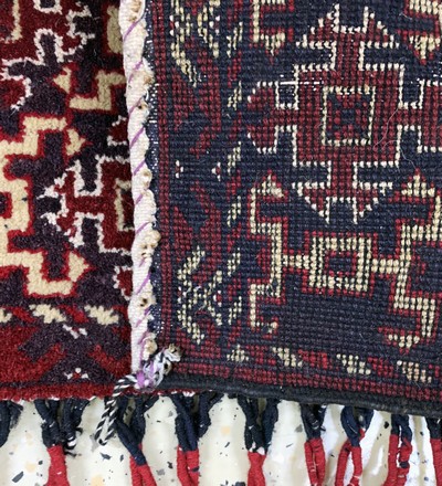27115875d - Ersari´Kapunuk´alt, Turkmenistan, Anfang 20.Jhd, Wolle auf Wolle, ca. 122 x 60 cm, ...