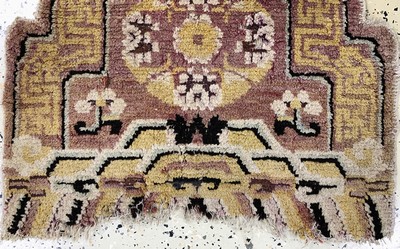 27115879b - Tibet´Thronteppich´antik, 19.Jhd, Wolle aufBaumwolle, ca. 64 x 65 cm, EHZ: 4 ...
