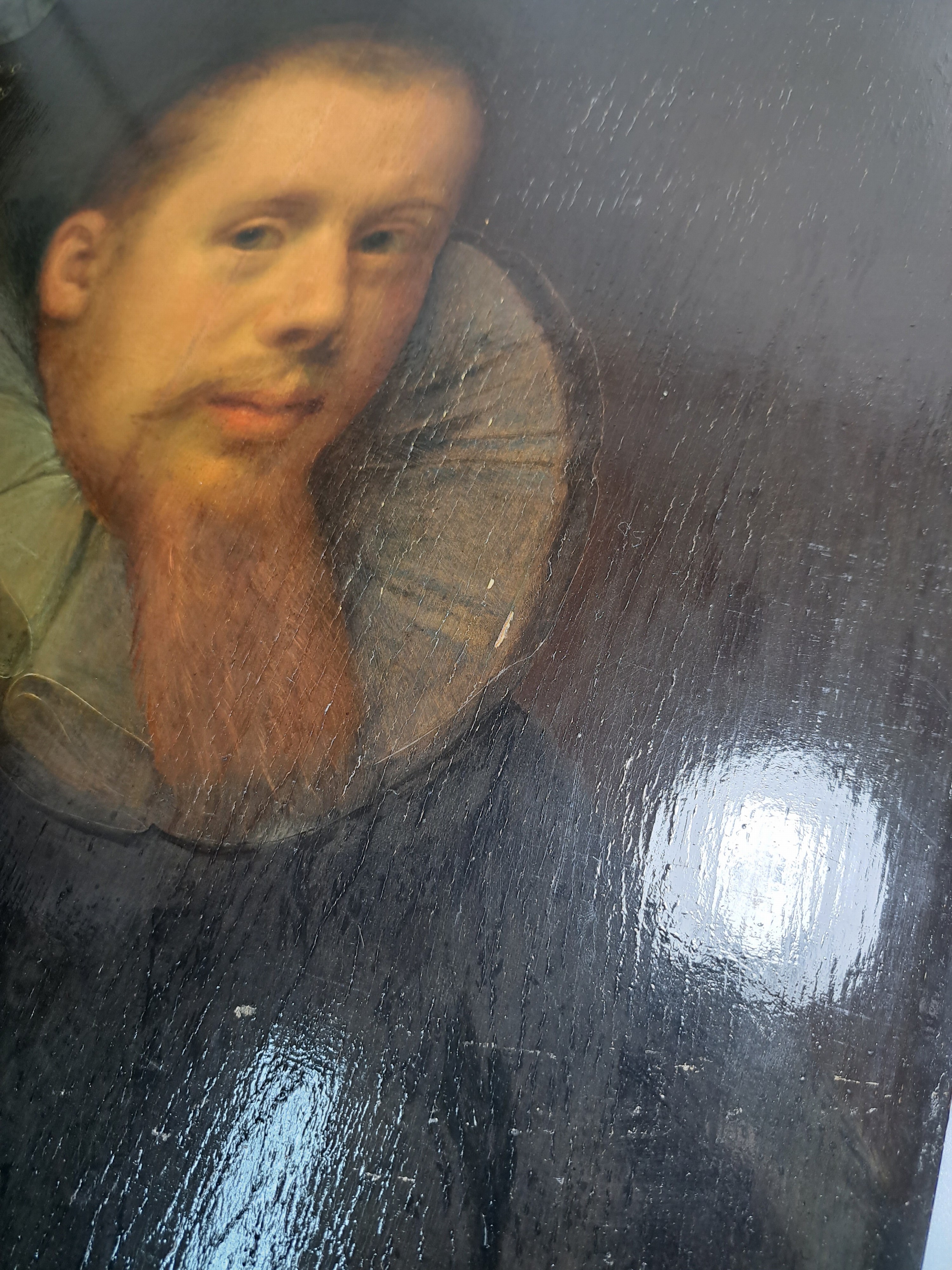 Detail i: Gortzius Geldorp, 1553 Leuven-1618 Köln, Porträt eines 29jährigen Mannes mit Bart und Mühlenkragen, Öl/Holz, alt restaurierter Längsriss, links ...