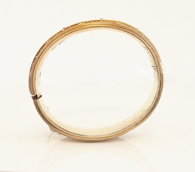 27116104c - 14 kt Gold Farbstein-Diamant-Armreif, Niederlande, um 1920-30, GG 583/000, hohl ...