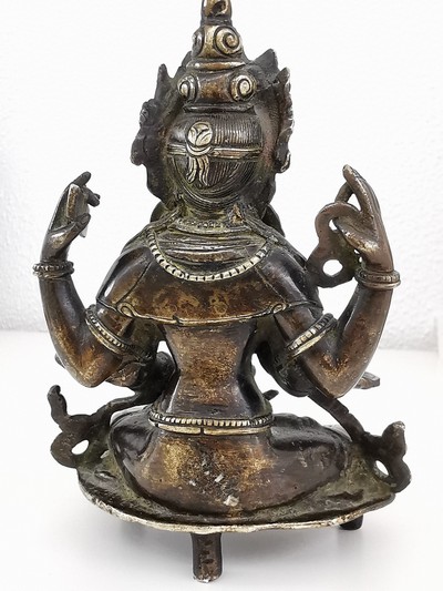 27116147j - Shadakshari Lokeshvara, Nepal/Tibet, 18./19.Jh., Bronze, vierarmige Darstellung im ...