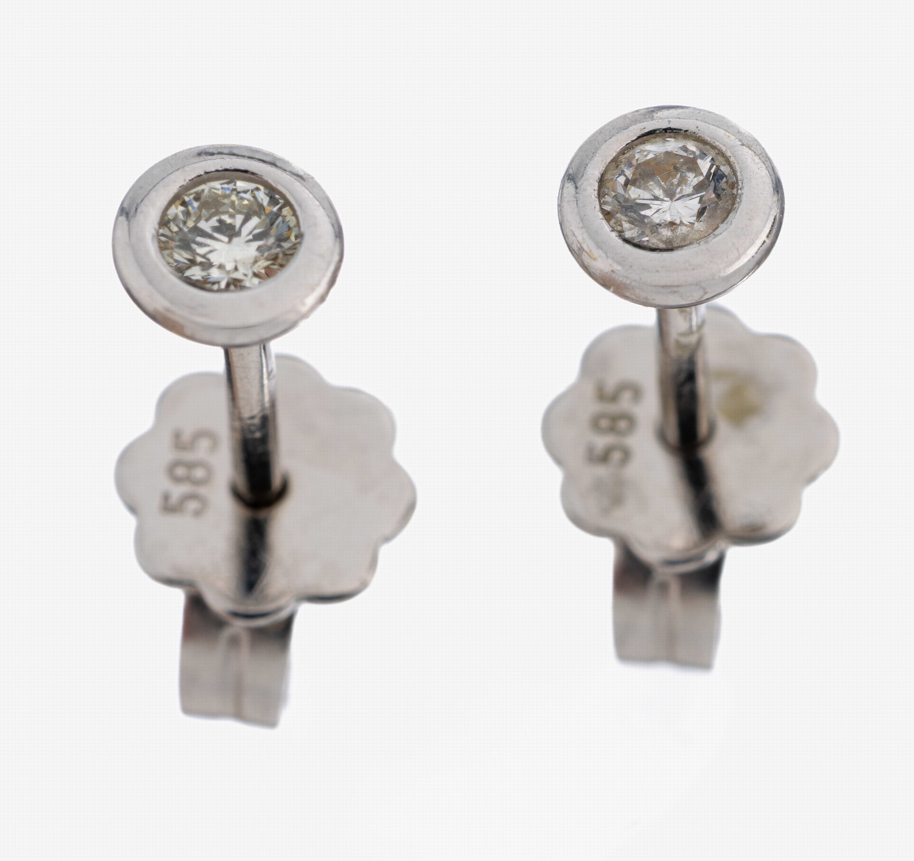 Image 27116311 - Paar 14 kt Gold Brillant-Ohrstecker, WG 585/000, 2 Brillanten zus. ca. 0.10 ct ...
