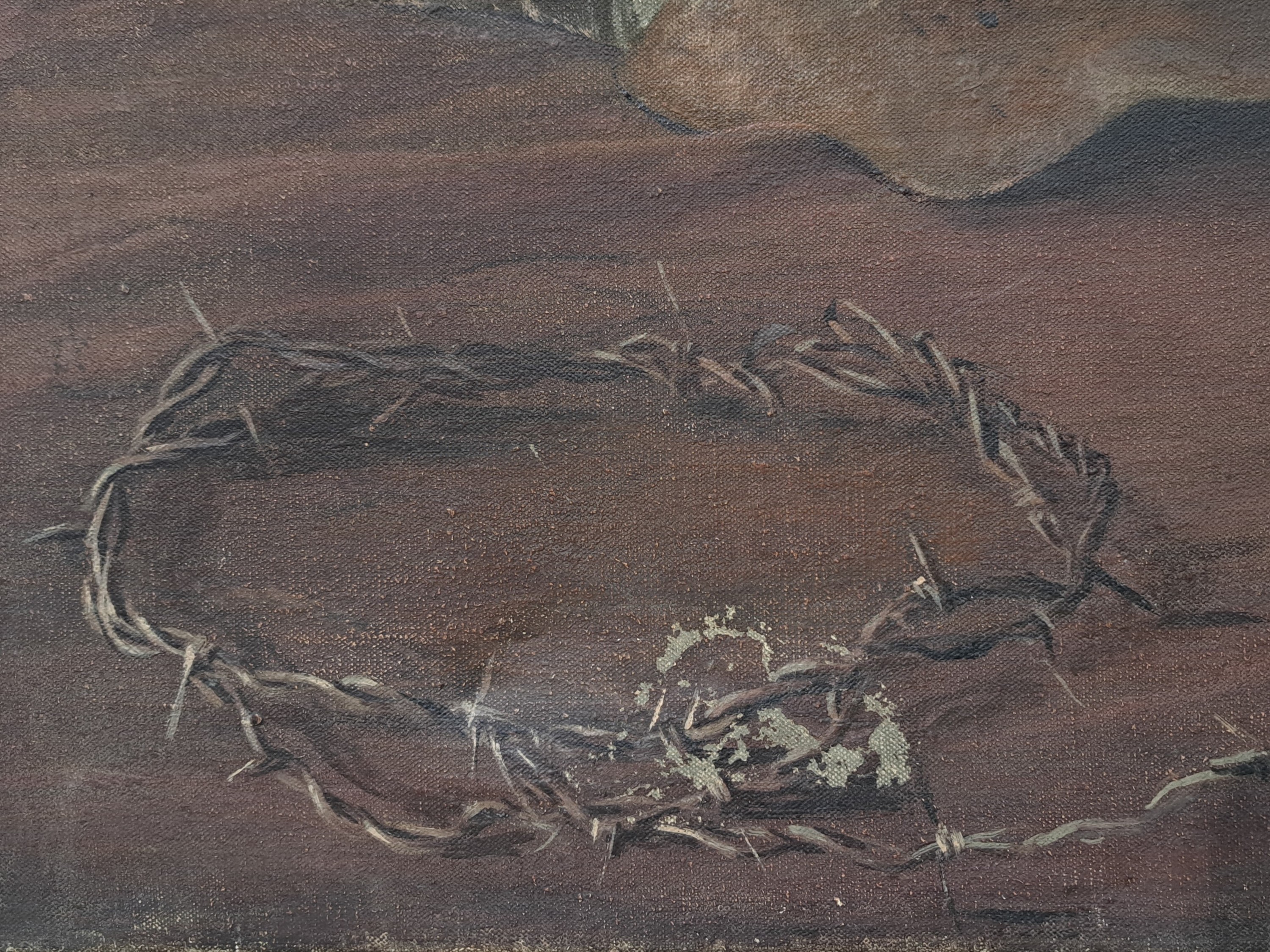Detail e: Albert Finck, 1895-1958 Bretten, Militaria -Stillleben im Kontext des 2.WK, mit Stahlhelm, Dornenranke, Stacheldraht, aufgeschlagenem Buch und einem ...