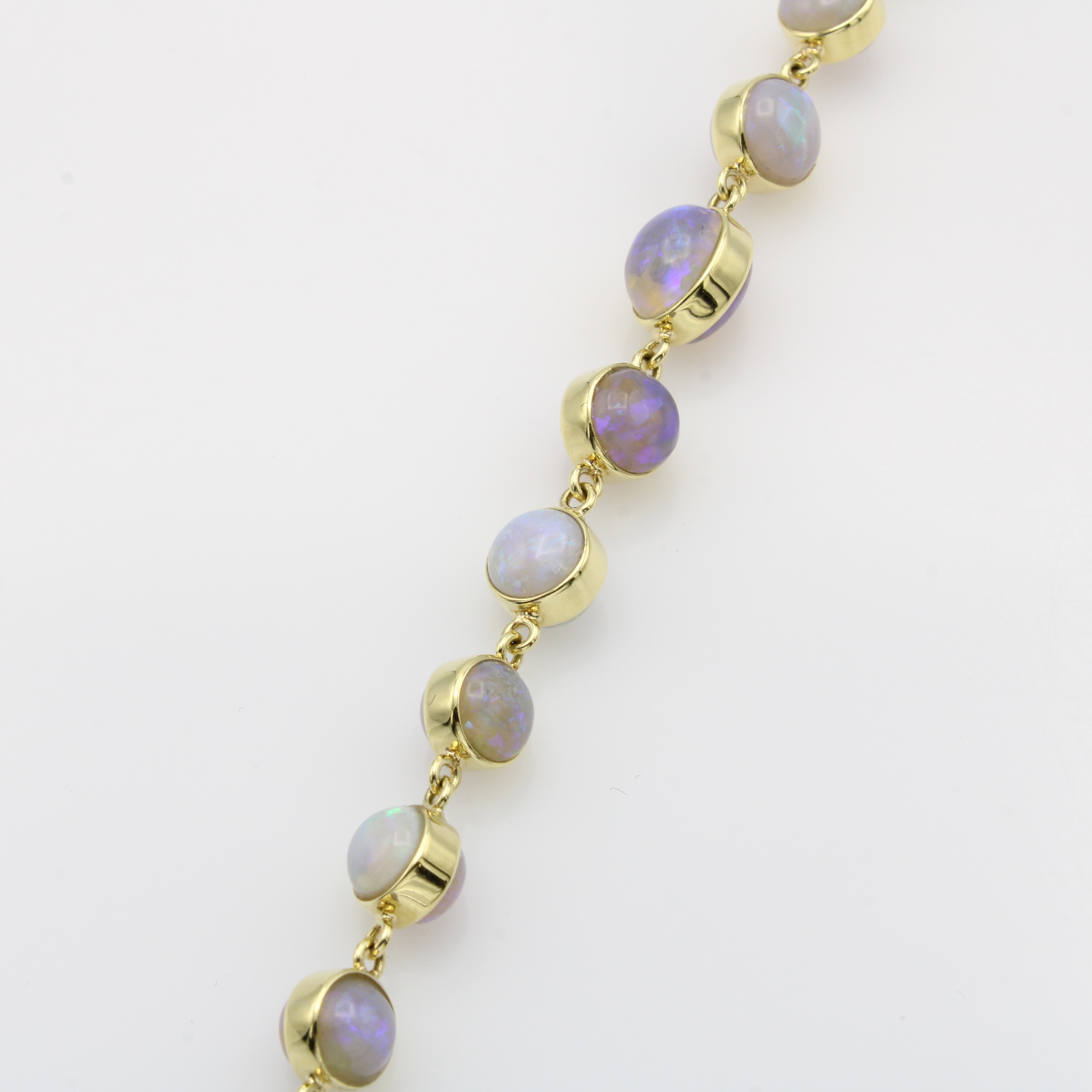 Image 27116359 - Armband mit Opalen, GG 585/000, runde u. ovale Opale zus. ca. 25 ct, Karabinerschl., L. ...