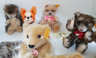 27116358h - Sammlung aus 23 Steiff-Tieren, 2. Hälfte 20. Jh., u.a. großer Collie, L. 45 cm, Collie ...