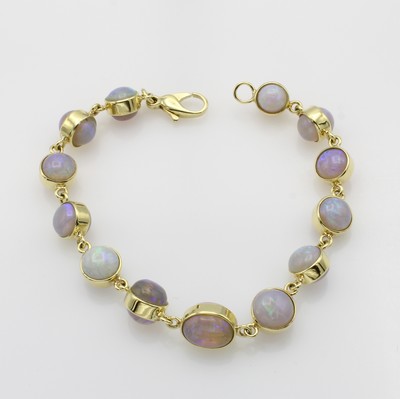 27116359a - Armband mit Opalen, GG 585/000, runde u. ovale Opale zus. ca. 25 ct, Karabinerschl., L. ...