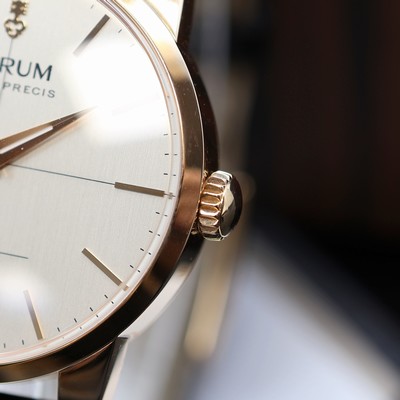 27116452b - CORUM Grand Precis ungetragene auf 100 Stück limitierte Herrenarmbanduhr Referenz ...