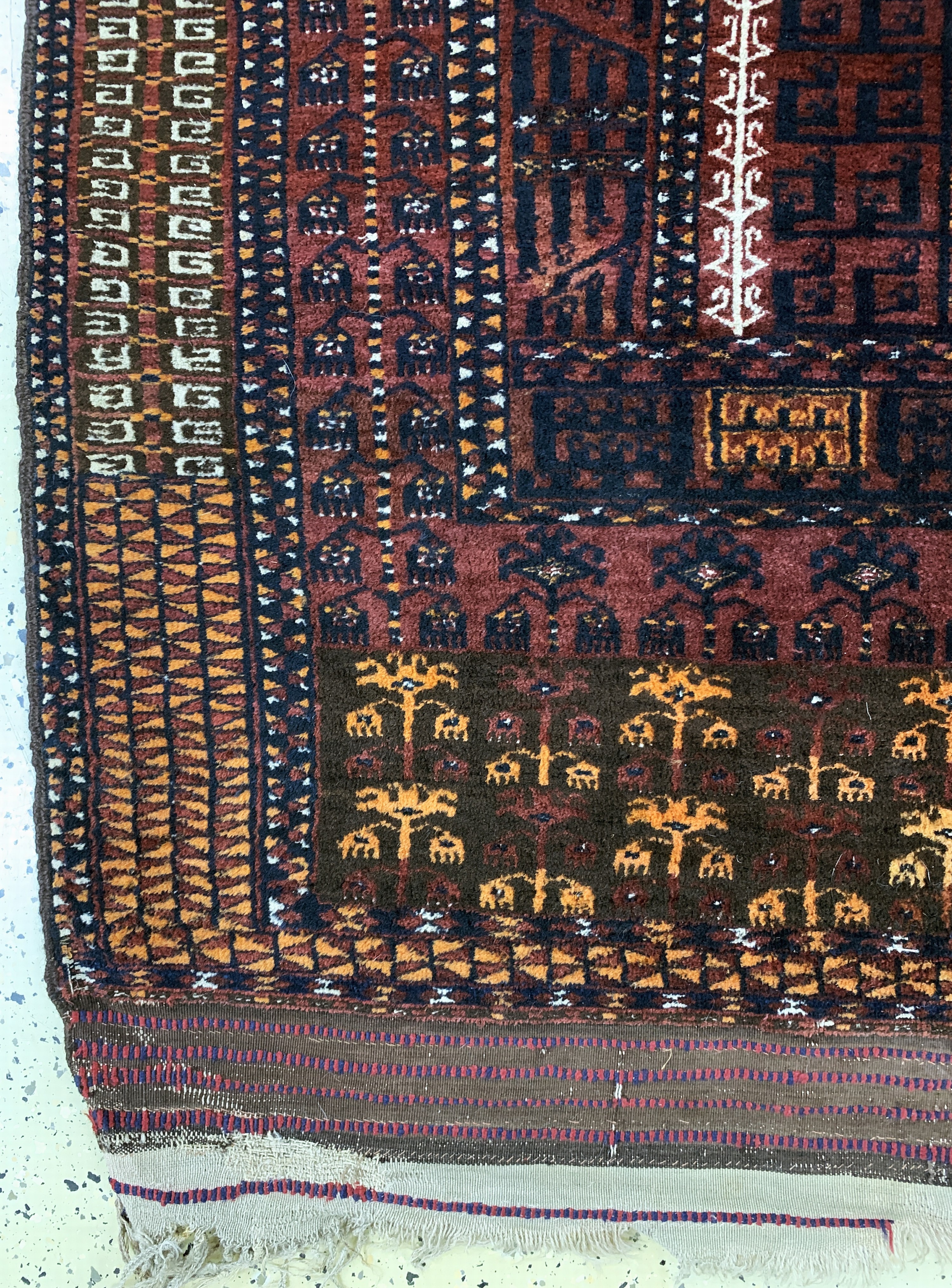 Detail b: Saryk"Engsi"antik, Turkmenistan, 19.Jhd, Wolle auf Wolle, ca. 180 x 150 cm, EHZ: 3