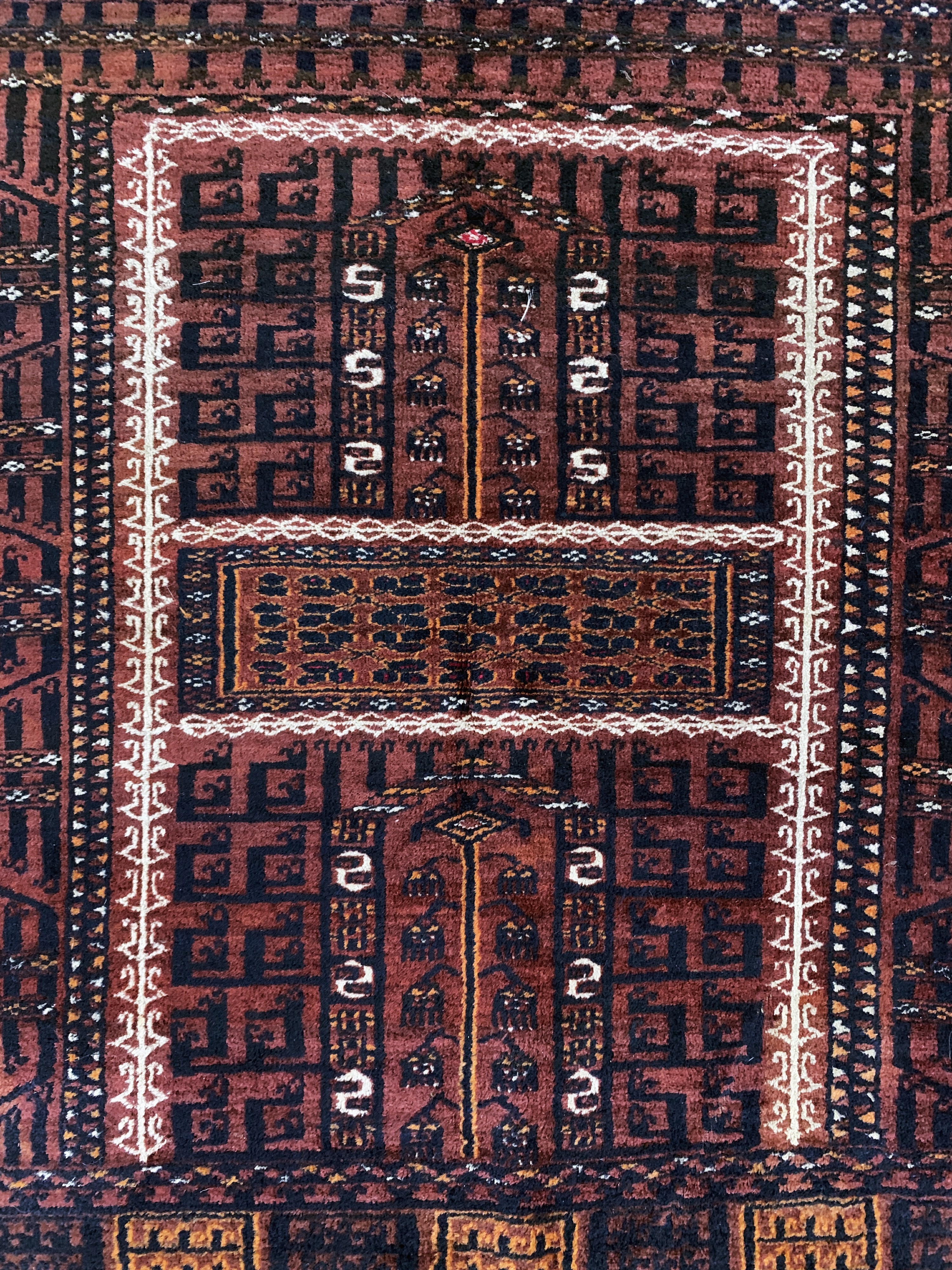Detail e: Saryk"Engsi"antik, Turkmenistan, 19.Jhd, Wolle auf Wolle, ca. 180 x 150 cm, EHZ: 3