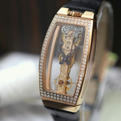 27116527a - CORUM Miss Golden Bridge ungetragene Damenarmbanduhr Referenz 113.102.85/0001 0000, ...