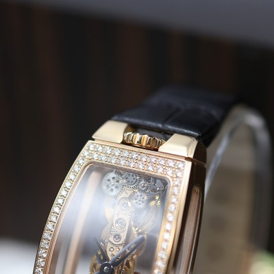 27116527b - CORUM Miss Golden Bridge ungetragene Damenarmbanduhr Referenz 113.102.85/0001 0000, ...