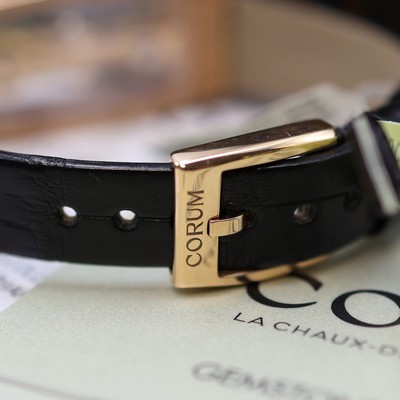 27116527d - CORUM Miss Golden Bridge ungetragene Damenarmbanduhr Referenz 113.102.85/0001 0000, ...