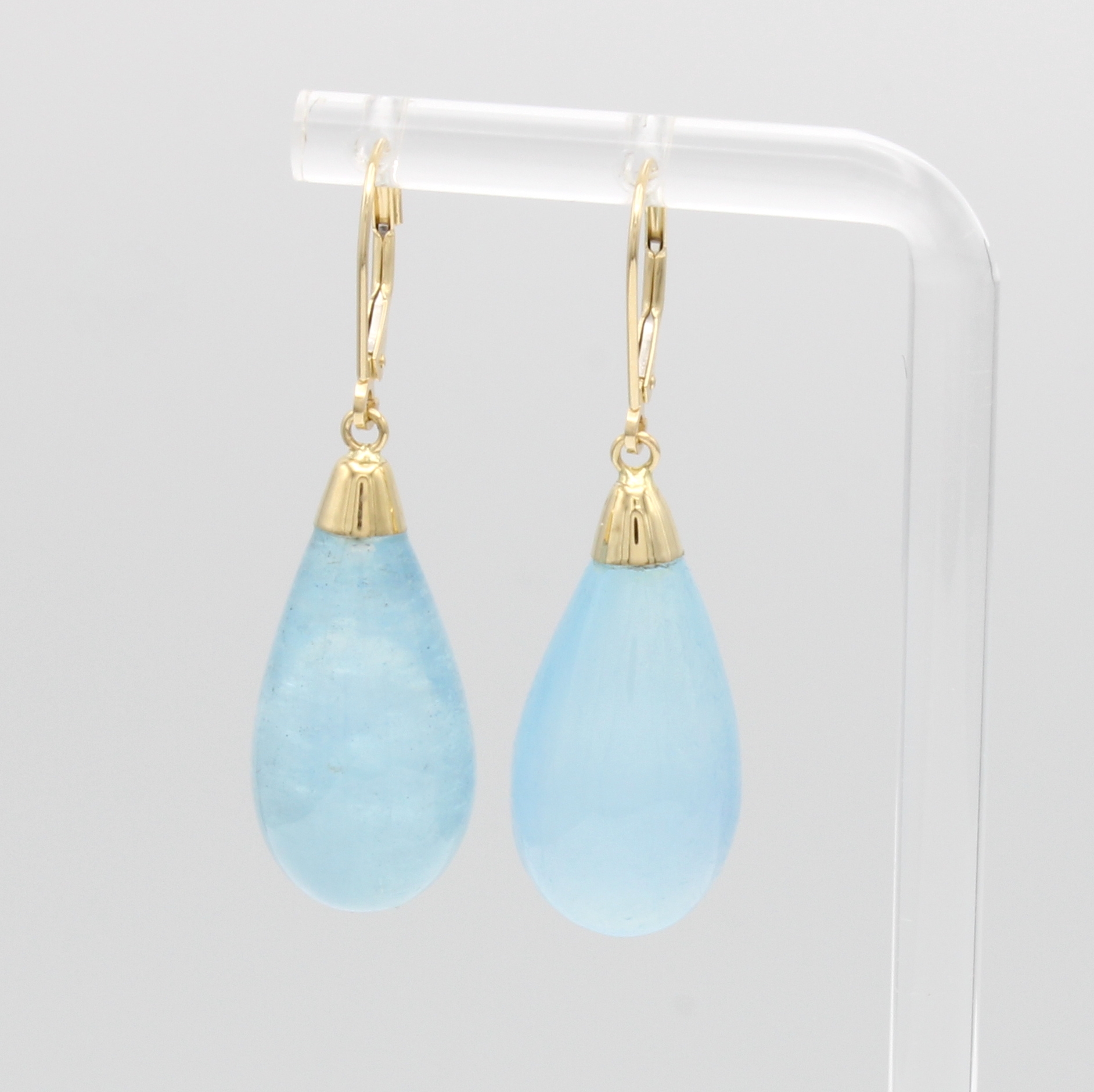 Image 27117097 - Paar Ohrgehänge mit Aquamarinen, GG 585/000,tropfenf. Aquamarine zus. ca. 40 ct v. ...