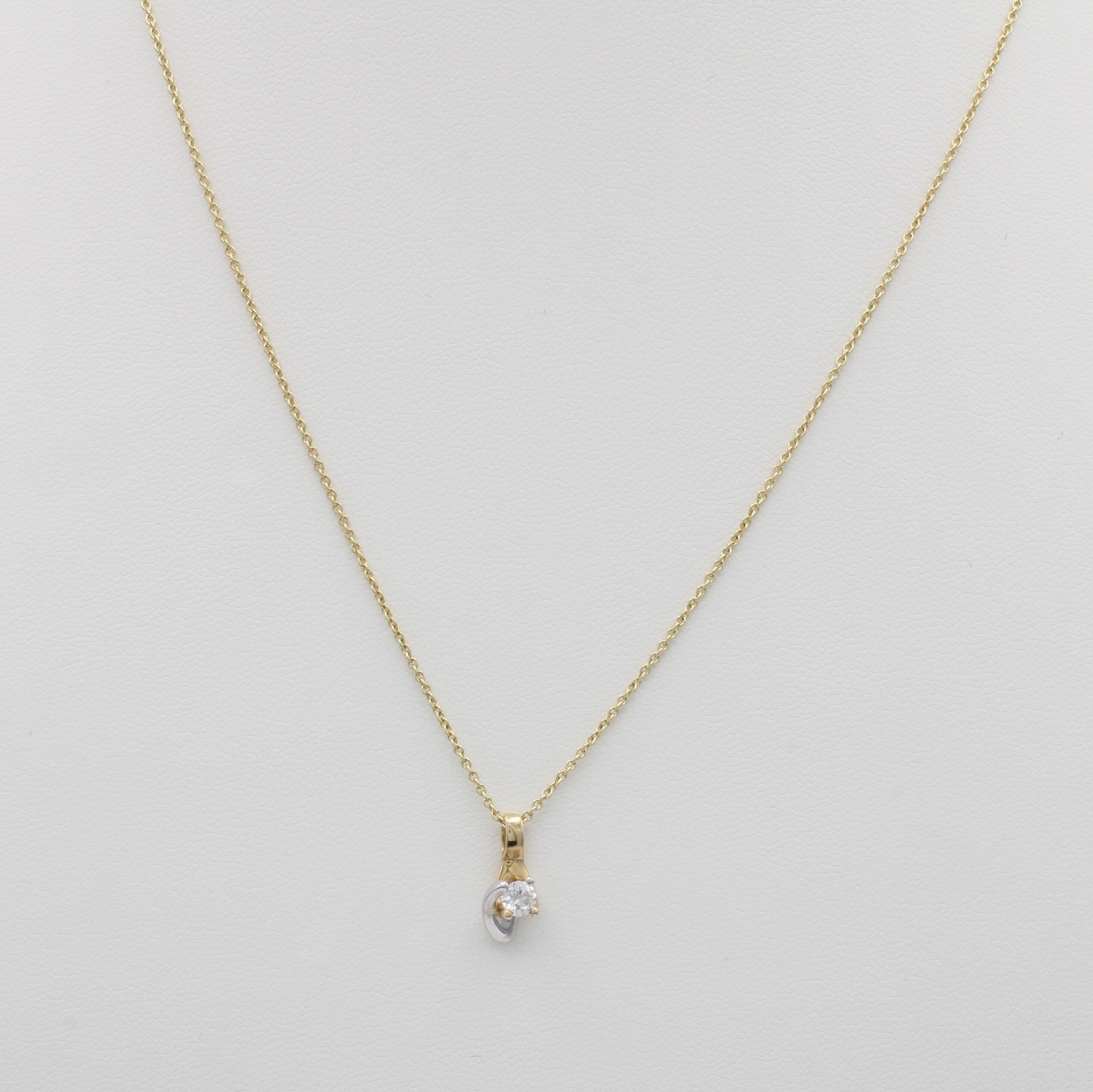 Image 27117150 - Collier mit Brillantsolitär, GG/WG 585/000, Brill. ca. 0.23 ct Weiß/si, in L. ca. 42 ...