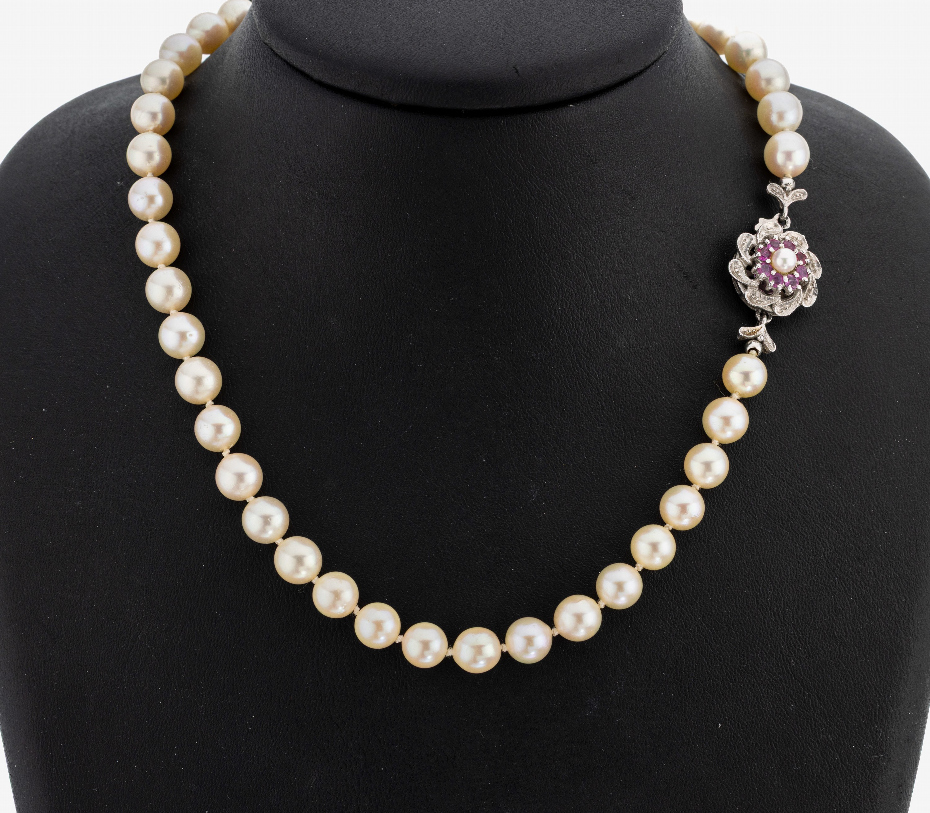Image 27117200 - Perl-Collier mit 14 kt Gold Rubin-Schließe, WG 585/000, Akoyazuchtperlen, D. ca. 7.6-8 ...