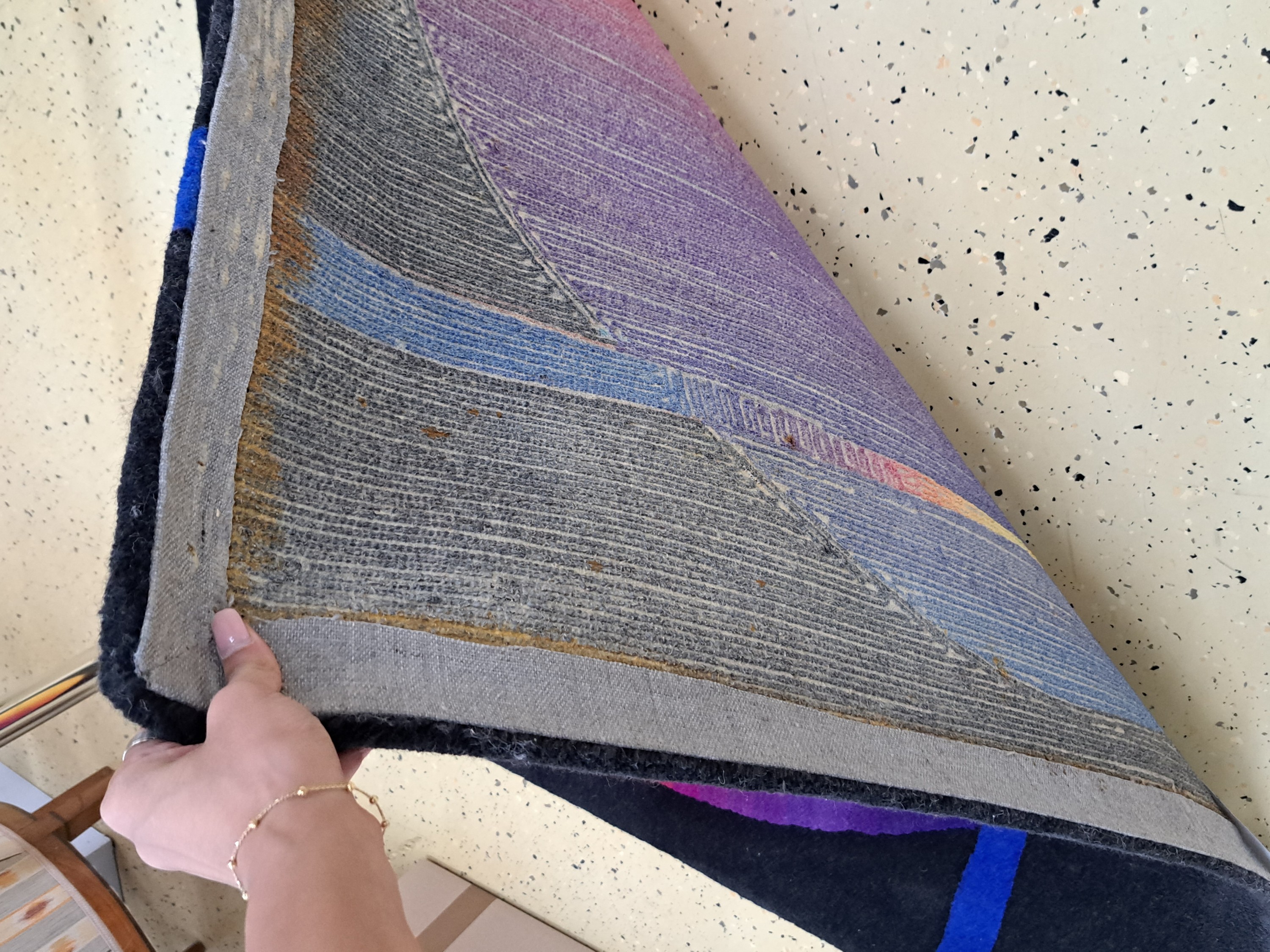 Detail f: Ewald Kröner, Wandteppich "Sundown", 1970er -Jahre, Schurwolle, handgeknüpft, signiert, 140x140 cm; Provenienz: Privatbesitz, ...