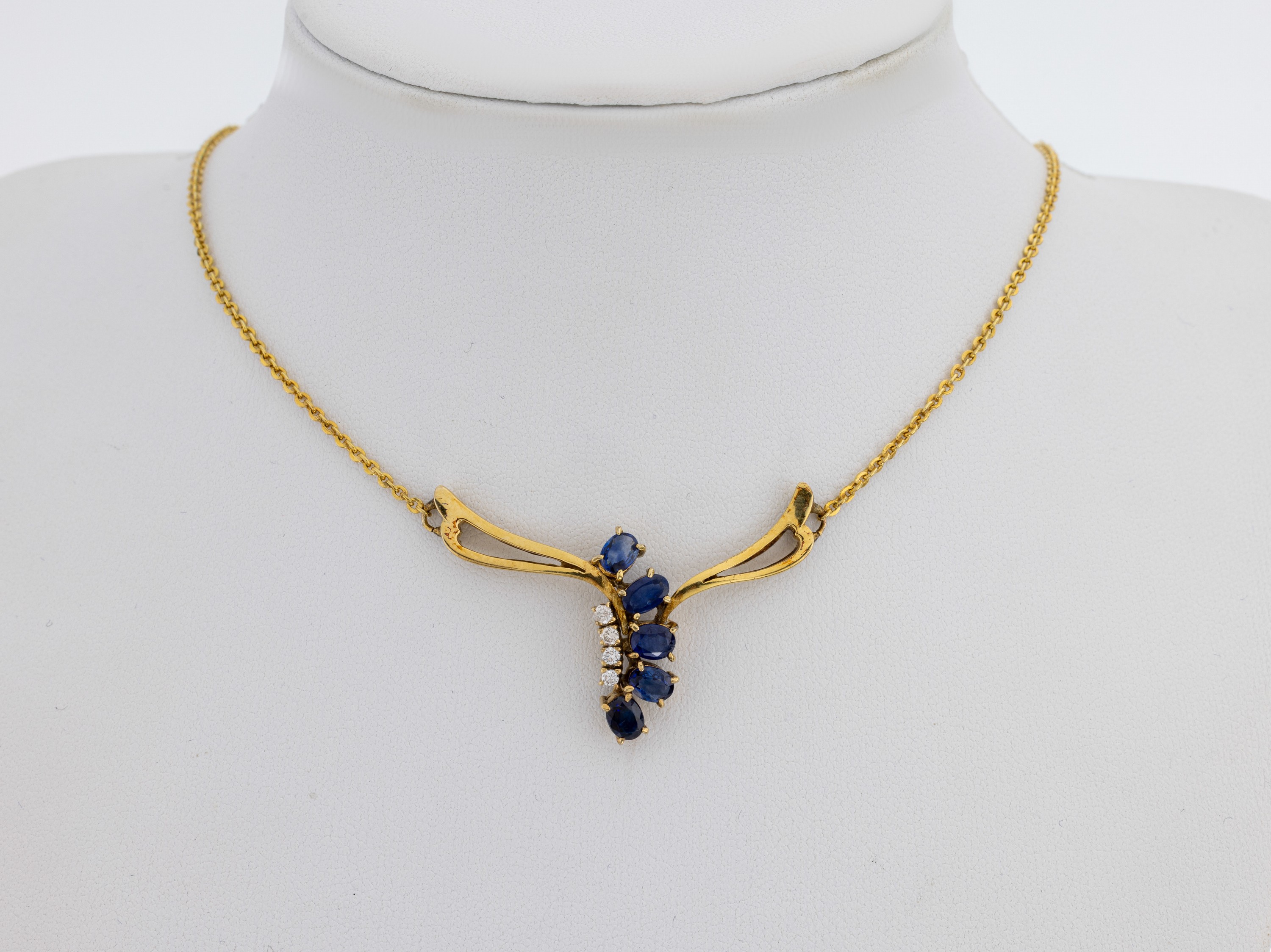 Image 27117239 - 14 kt Gold Saphir-Brillant-Collier, GG 585/000, 5 facett. Saphire zus. ca. 1.20 ct, ...