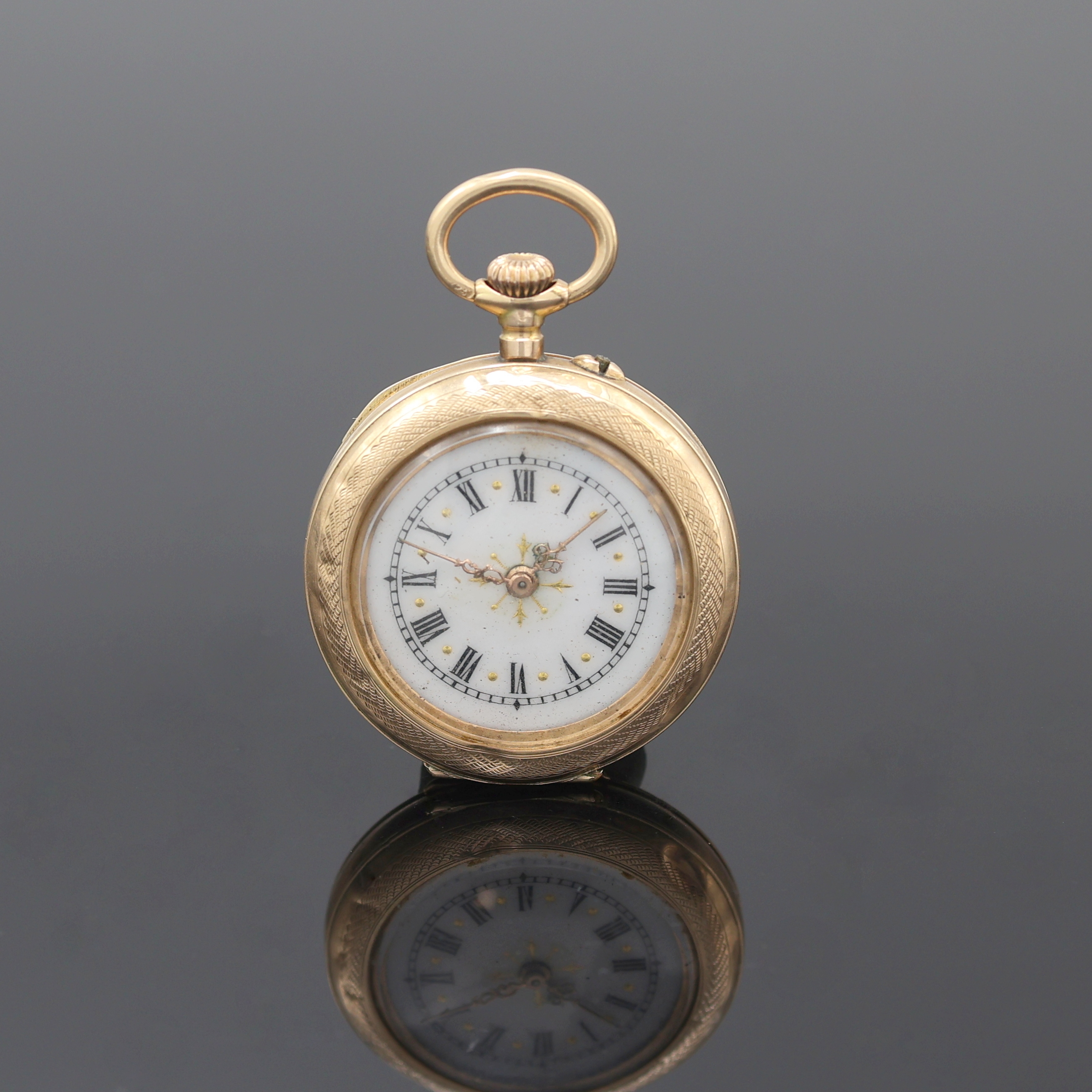 Image 27117303 - Offene Damentaschenuhr in GG 585/000, Schweiz um 1900, grav. Geh. dell., floral grav. ...