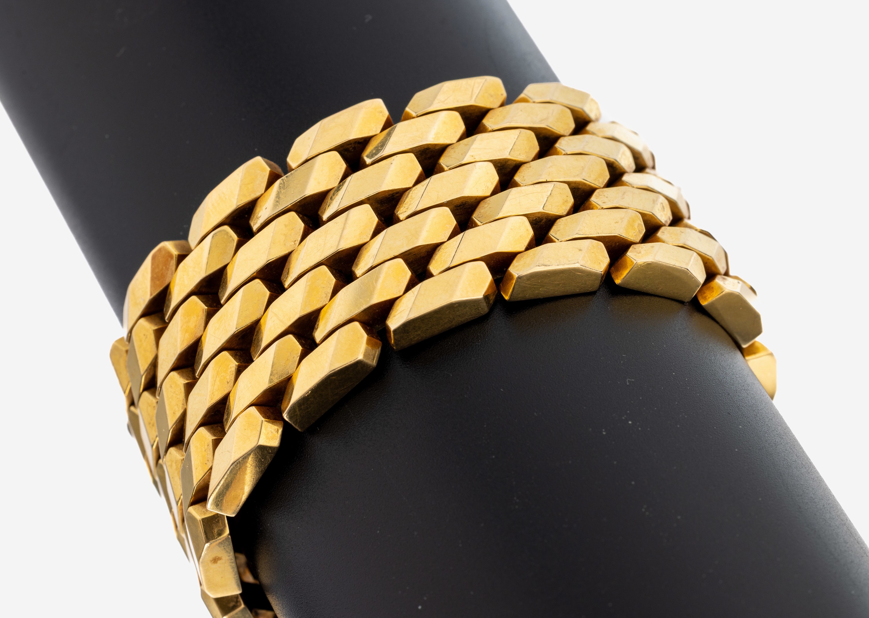 Image 27117312 - 18 kt Gold Armband, ca. 84 g, GG 750/000, Backsteinoptik, schwere qualitätvolle ...