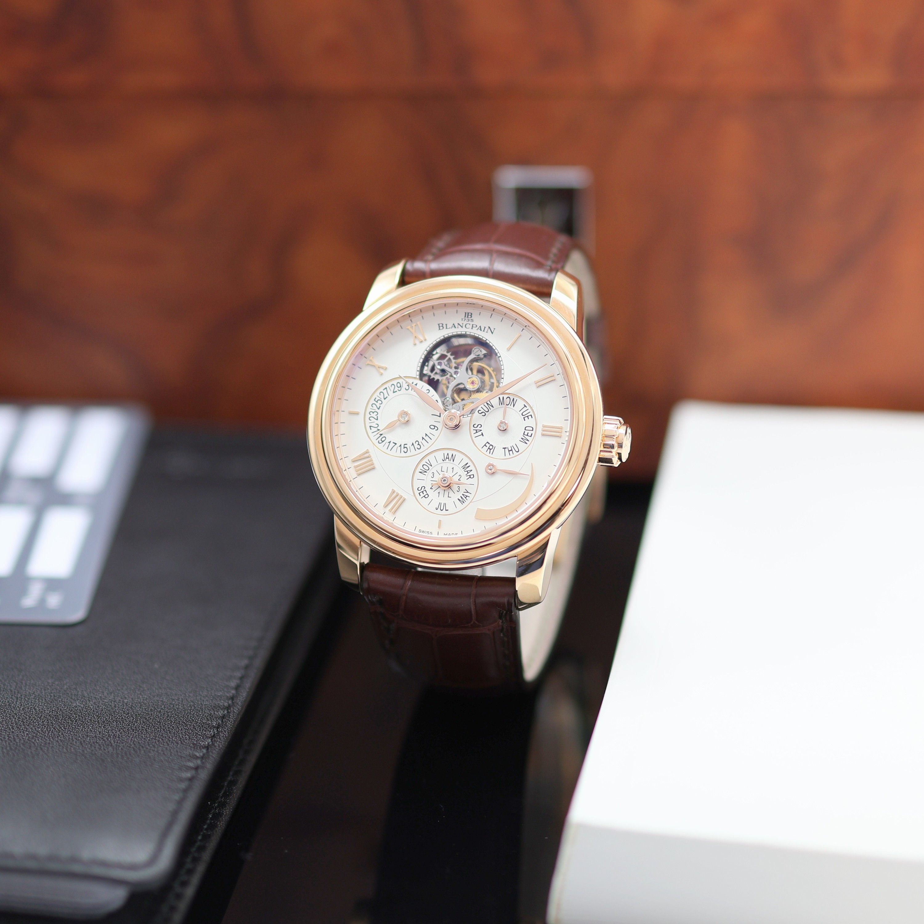 Image 27117317 - BLANCPAIN Le Brassus hochfeines, ungetragenes Armbandtourbillon Quantieme Perpetuel 8 ...