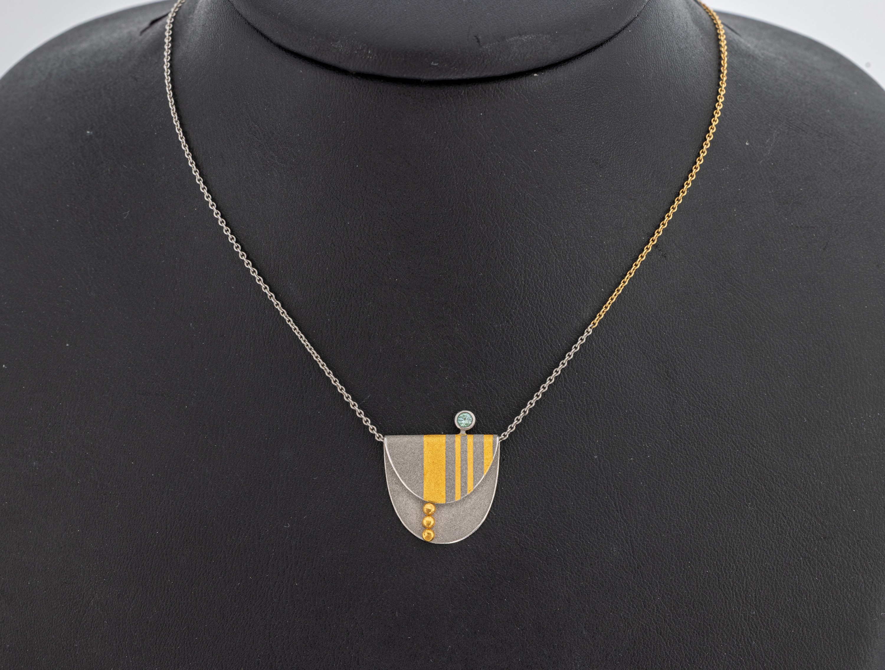 Image 27117322 - Platin und 18 kt Gold Brillant-Collier, Pt 950/000 und GG 750/000 gepr., abstraktes ...