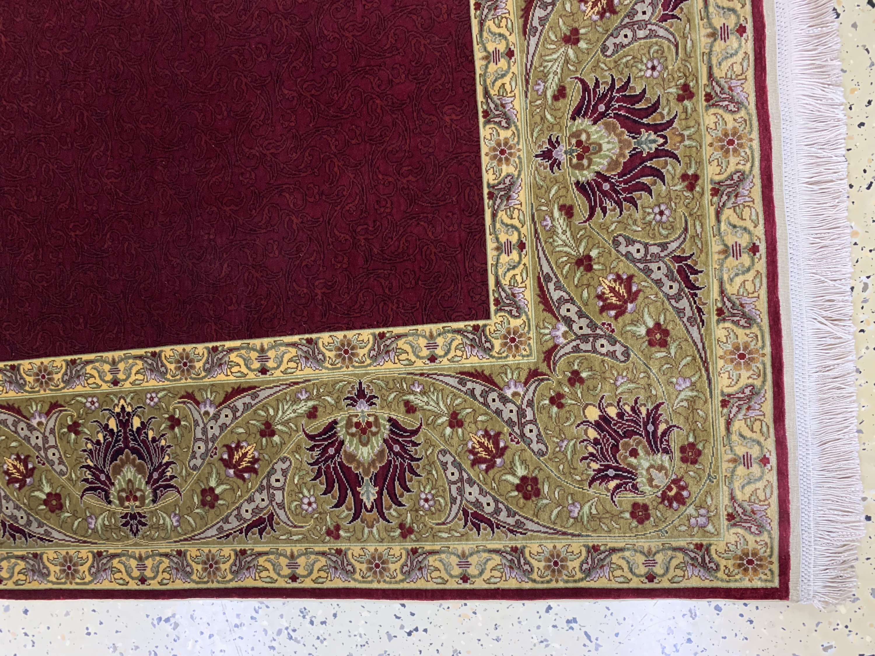 Detail a: Hereke Seide fein Türkei, signiert"Cinar", Ende 20.Jhd, reine Naturseide, ca. 205 x 145 cm, EHZ: 1-2