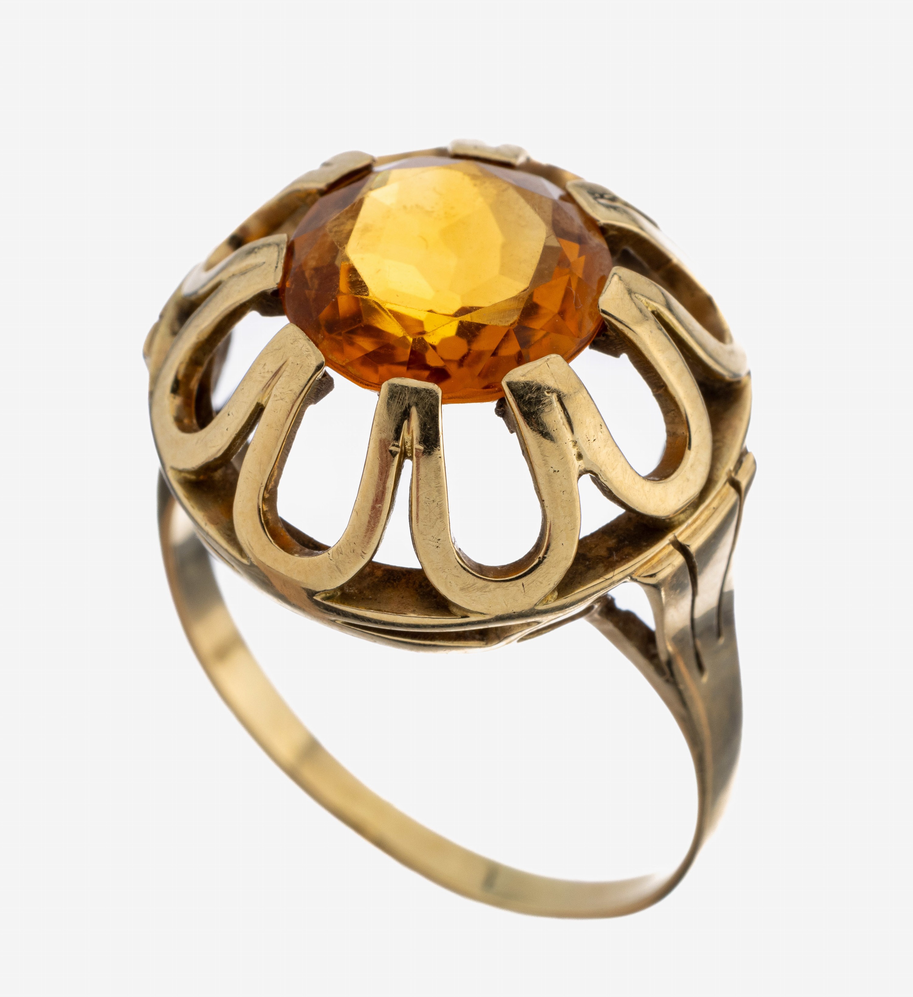 Image 27117410 - 14 kt Gold Citrin-Ring, 1950er Jahre, GG 585/000 gepr., durchbrochen gearbeitet, ...
