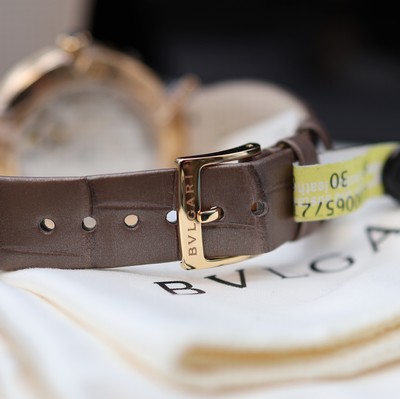 27117411c - BULGARI Divas Dream ungetragene Damenarmbanduhr in RoseG 750/000 mit Diamanten Referenz ...