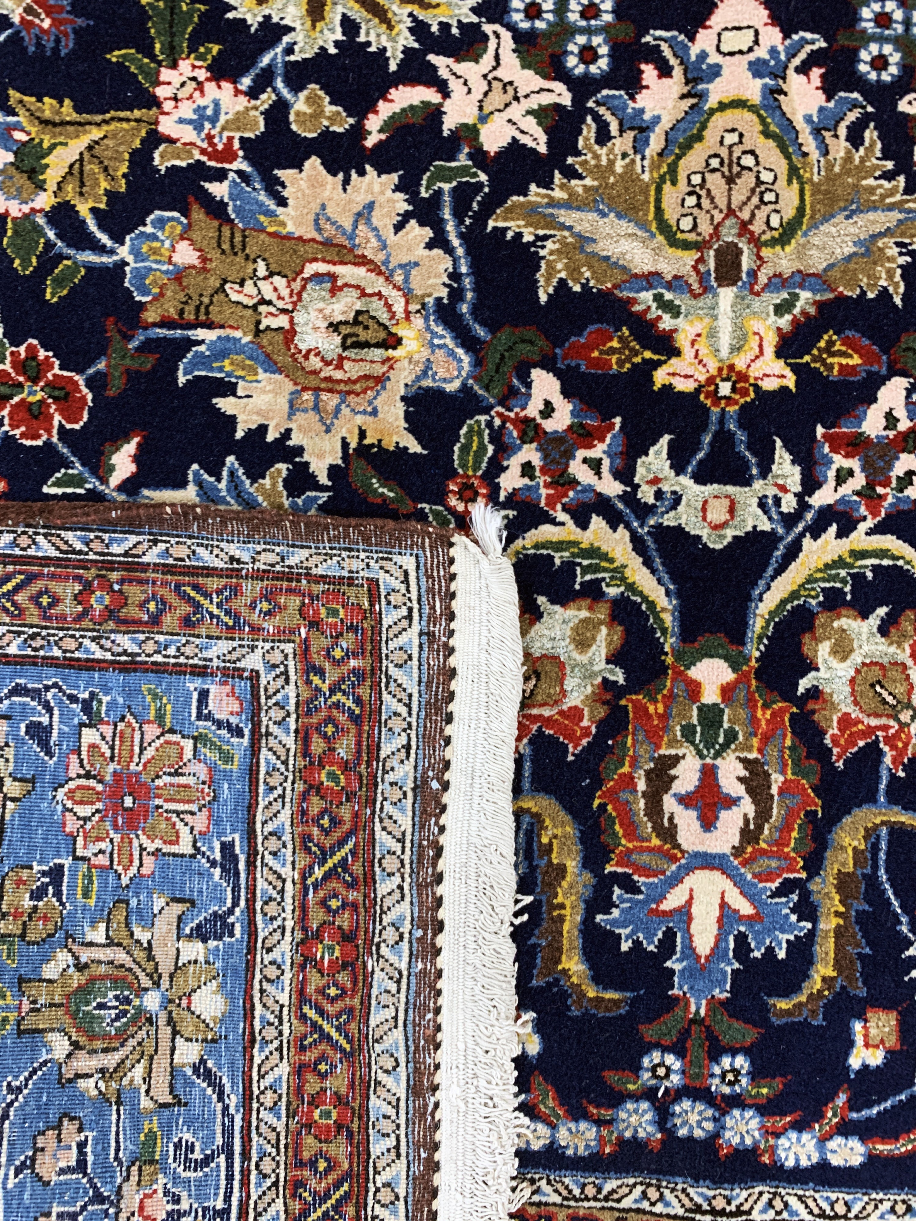 Detail e: Ghom Kork fein, Persien, Mitte 20.Jhd, Korkwolle mit Seide, ca. 212 x 150 cm, EHZ: 1-2