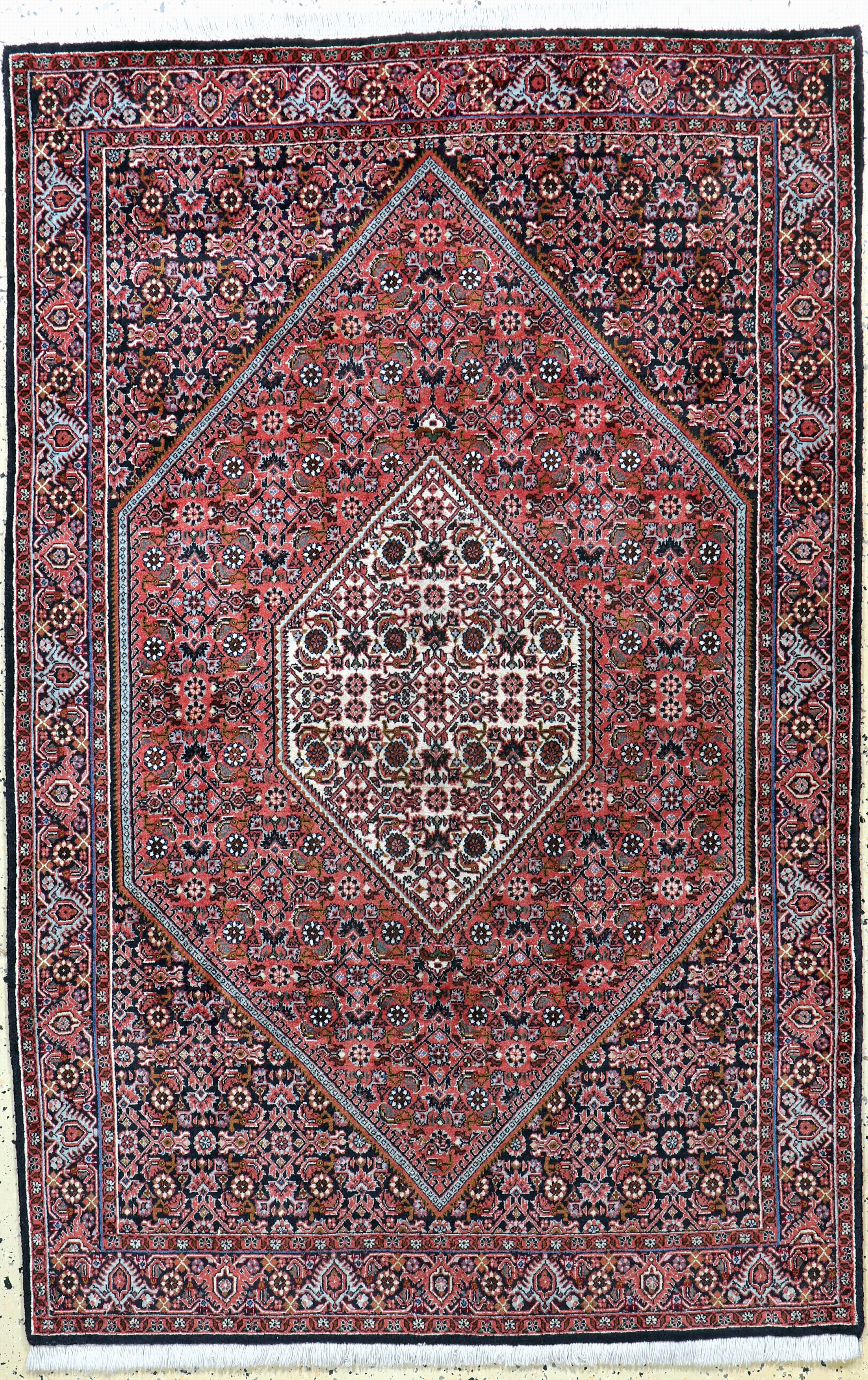 Image 27117583 - Bidjar Kork fein, Persien, Ende 20.Jhd, Korkwolle auf Baumwolle, ca. 175 x 114 cm, EHZ: ...