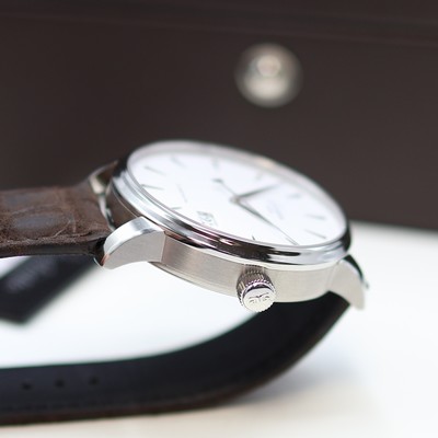 27117592c - GLASHÜTTE ORIGINAL Senator Excellence Panoramadatum ungetragene Herrenarmbanduhr ...