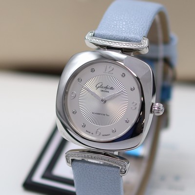 27117596a - GLASHÜTTE Original Pavonina ungetragene Damenarmbanduhr mit Brillanten Referenz 03-02 ...
